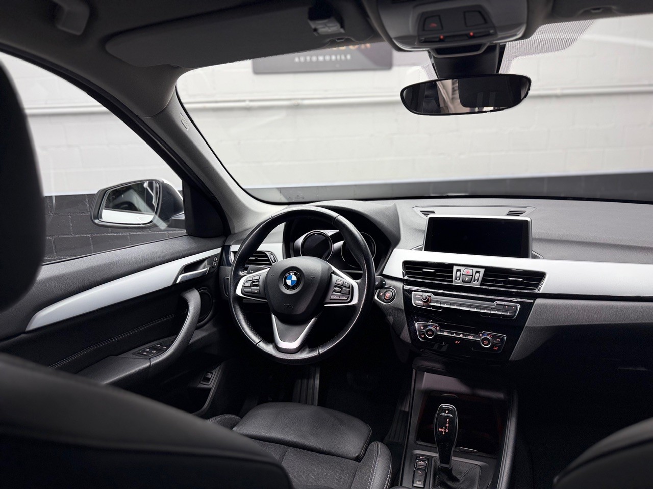 BMW X1 xDrive 18d Steptronic | Rückfahrkamera | PDC | Leder-image-15
