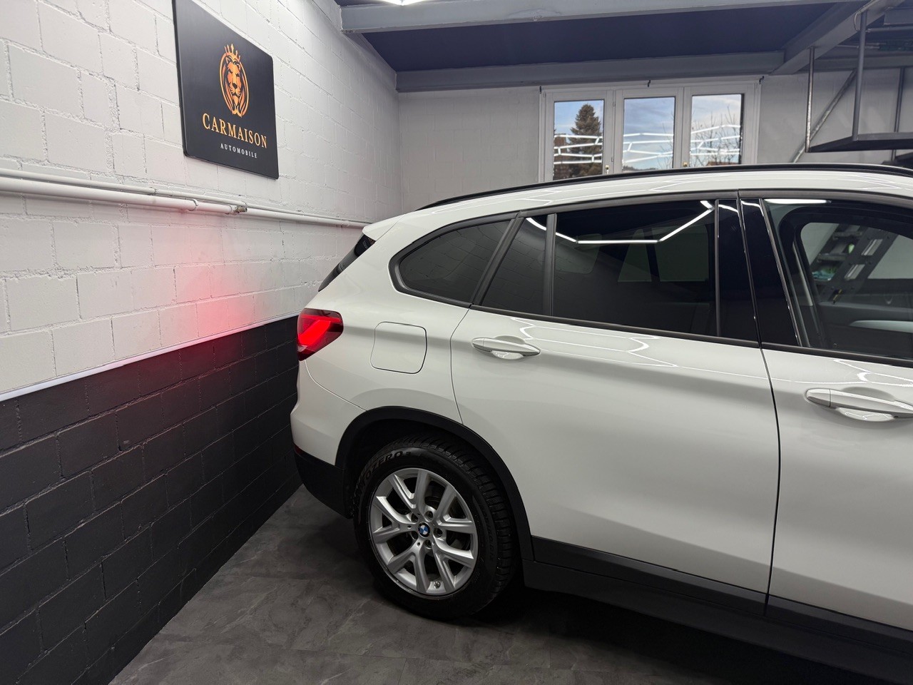 BMW X1 xDrive 18d Steptronic | Rückfahrkamera | PDC | Leder-image-4