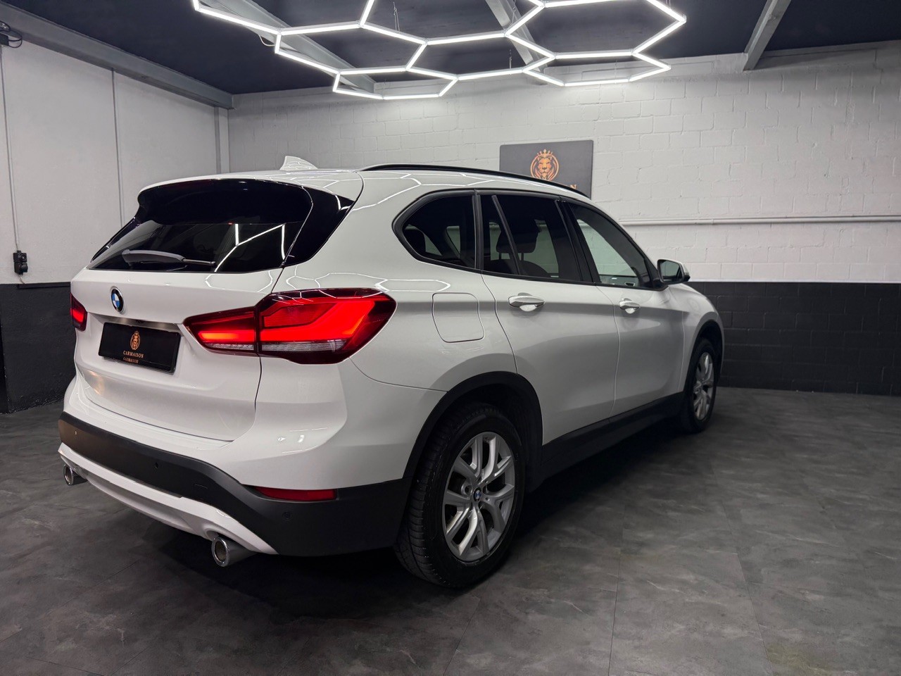 BMW X1 xDrive 18d Steptronic | Rückfahrkamera | PDC | Leder-image-7