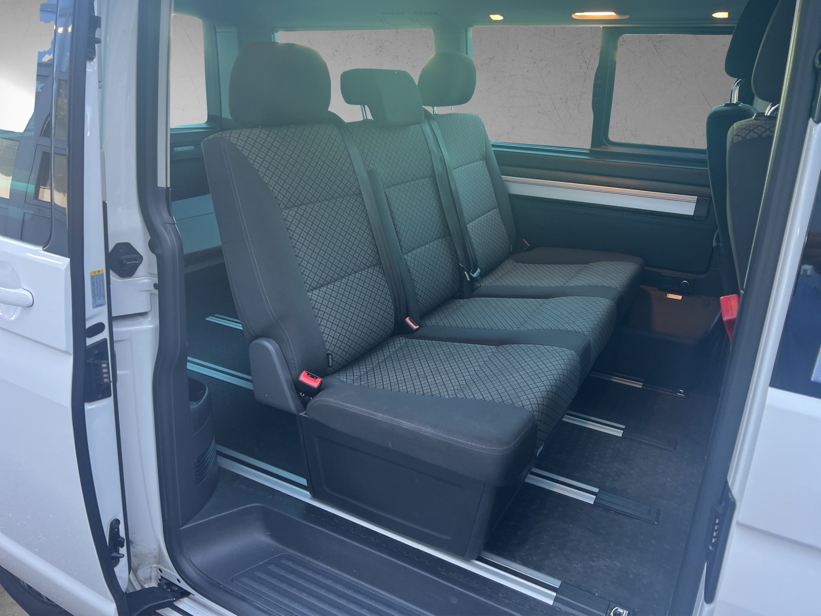 VW T6.1 California 2.0 TDI Beach Edition Spirit 4Motion DSG-image-8