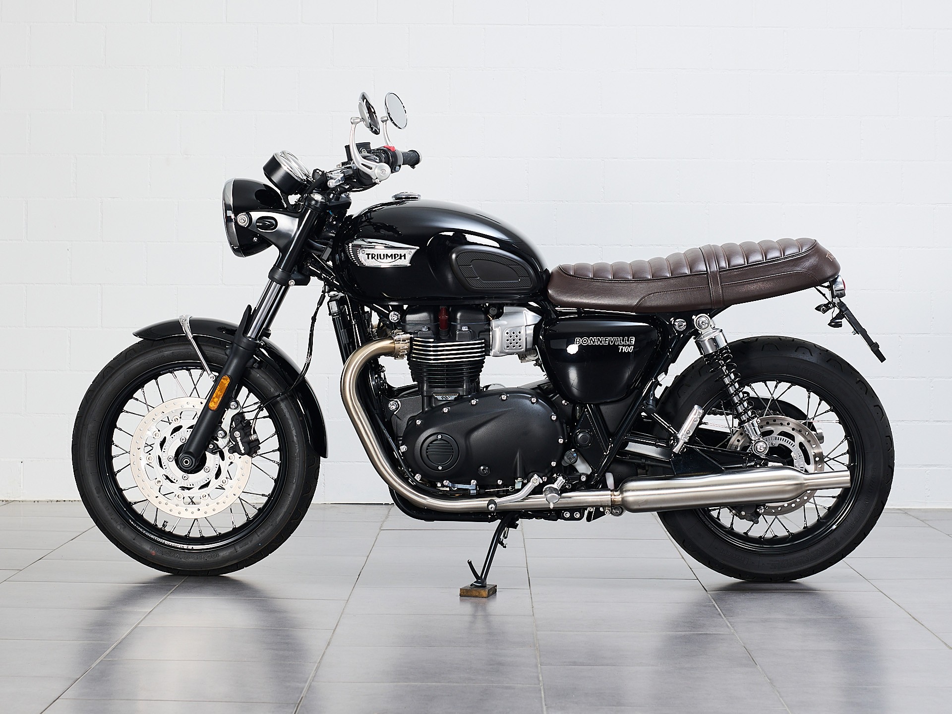 TRIUMPH Bonneville 900 T 100 (35kW)-image-3