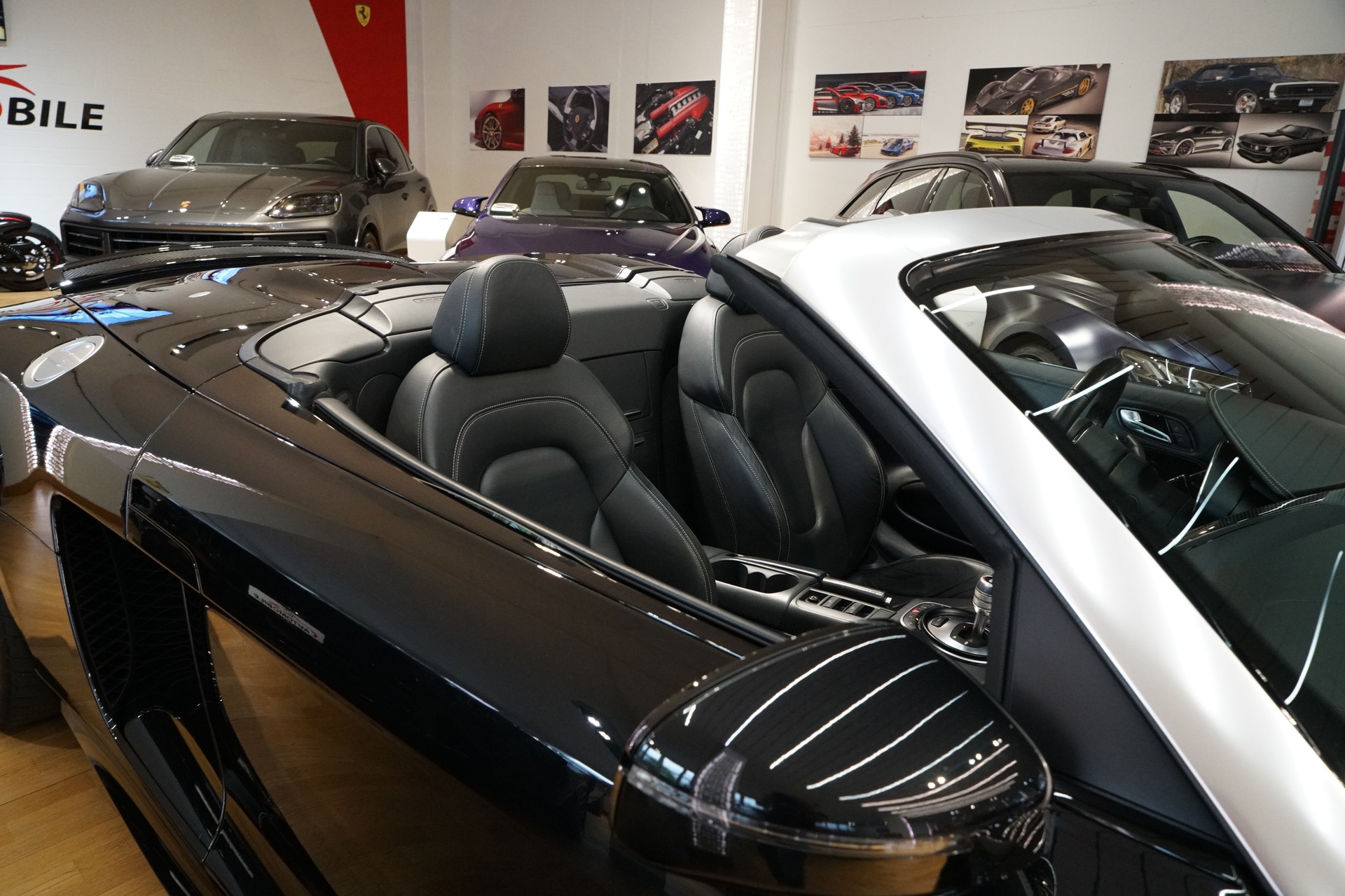 AUDI R8 Spyder 5.2-image-12