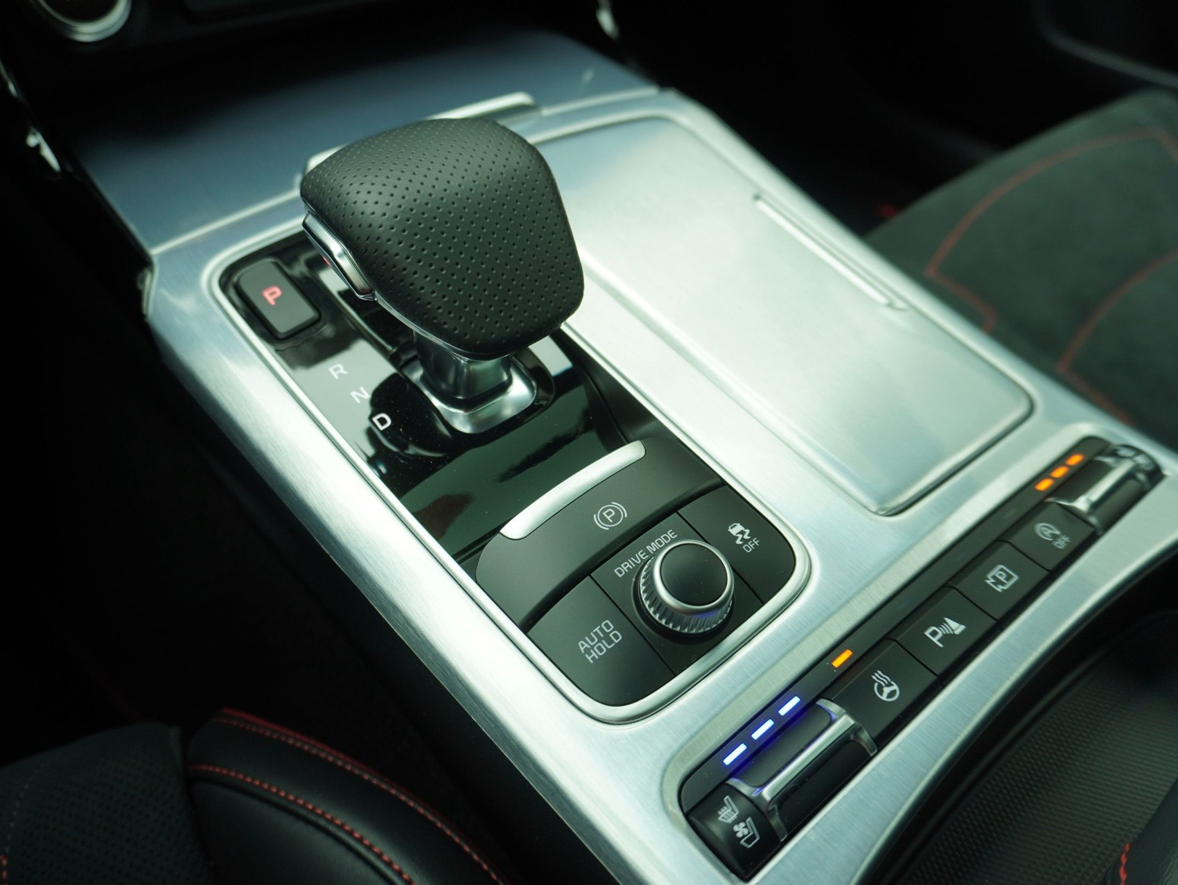 KIA Stinger GT 3.3 T-GDi 4WD-image-17