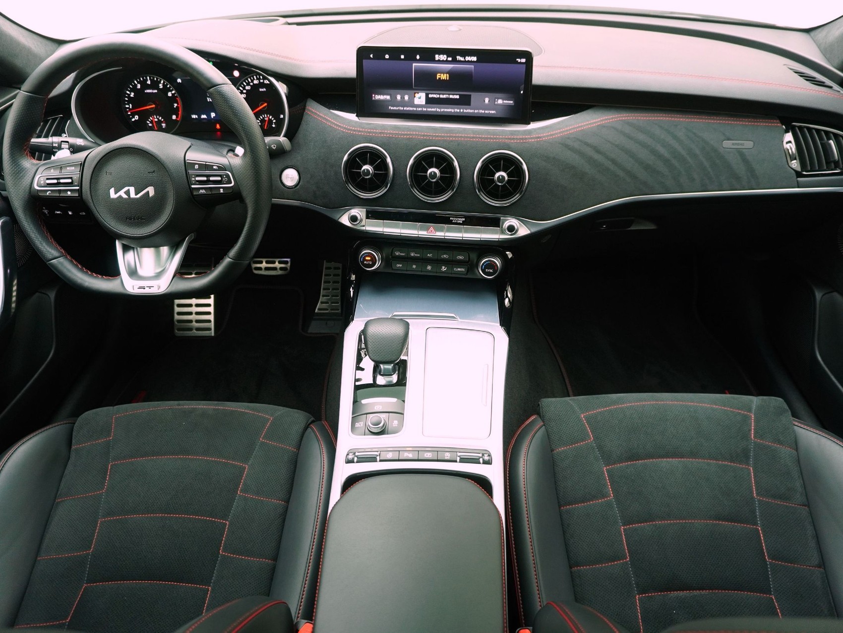 KIA Stinger GT 3.3 T-GDi 4WD-image-14