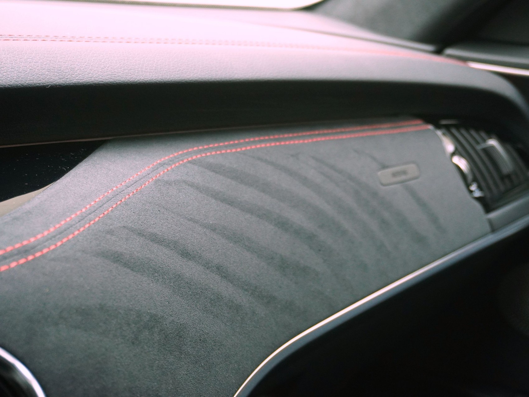 KIA Stinger GT 3.3 T-GDi 4WD-image-15