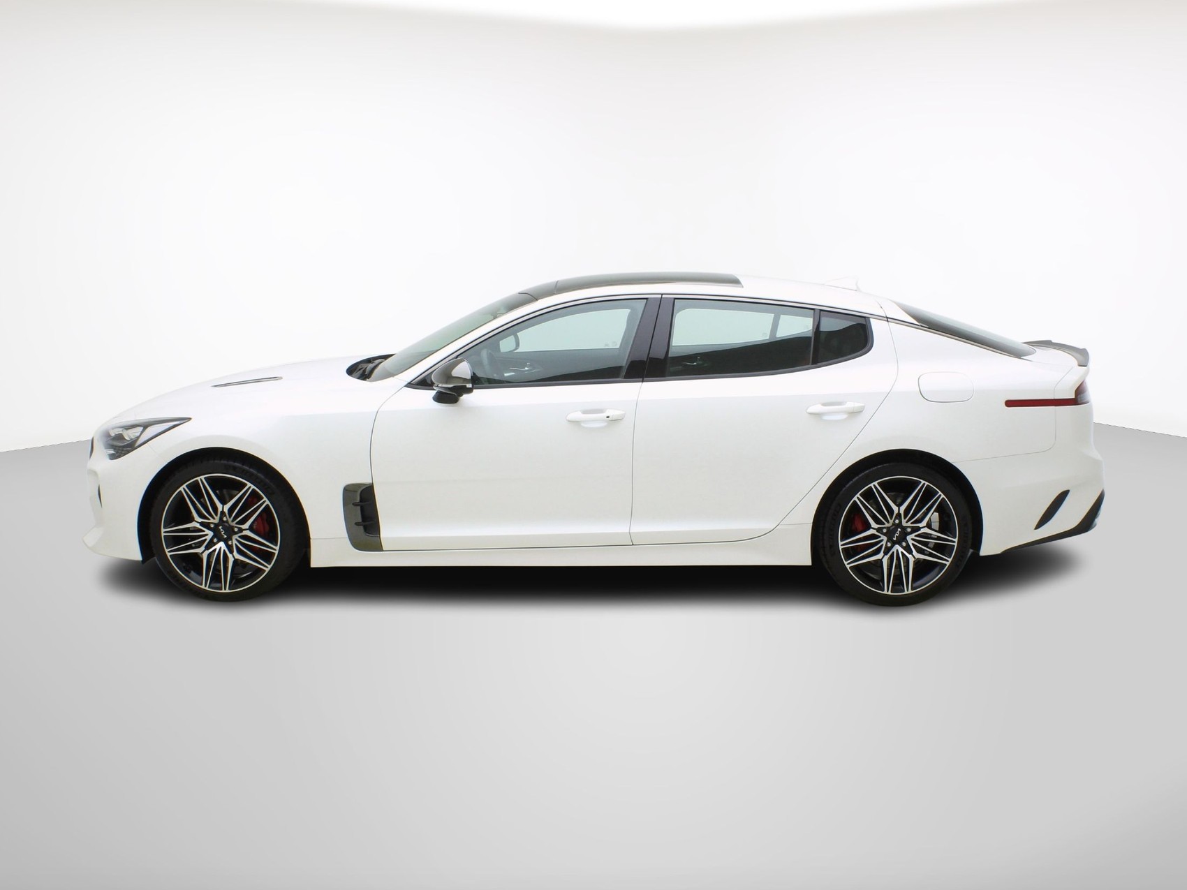KIA Stinger GT 3.3 T-GDi 4WD-showroom-element-2