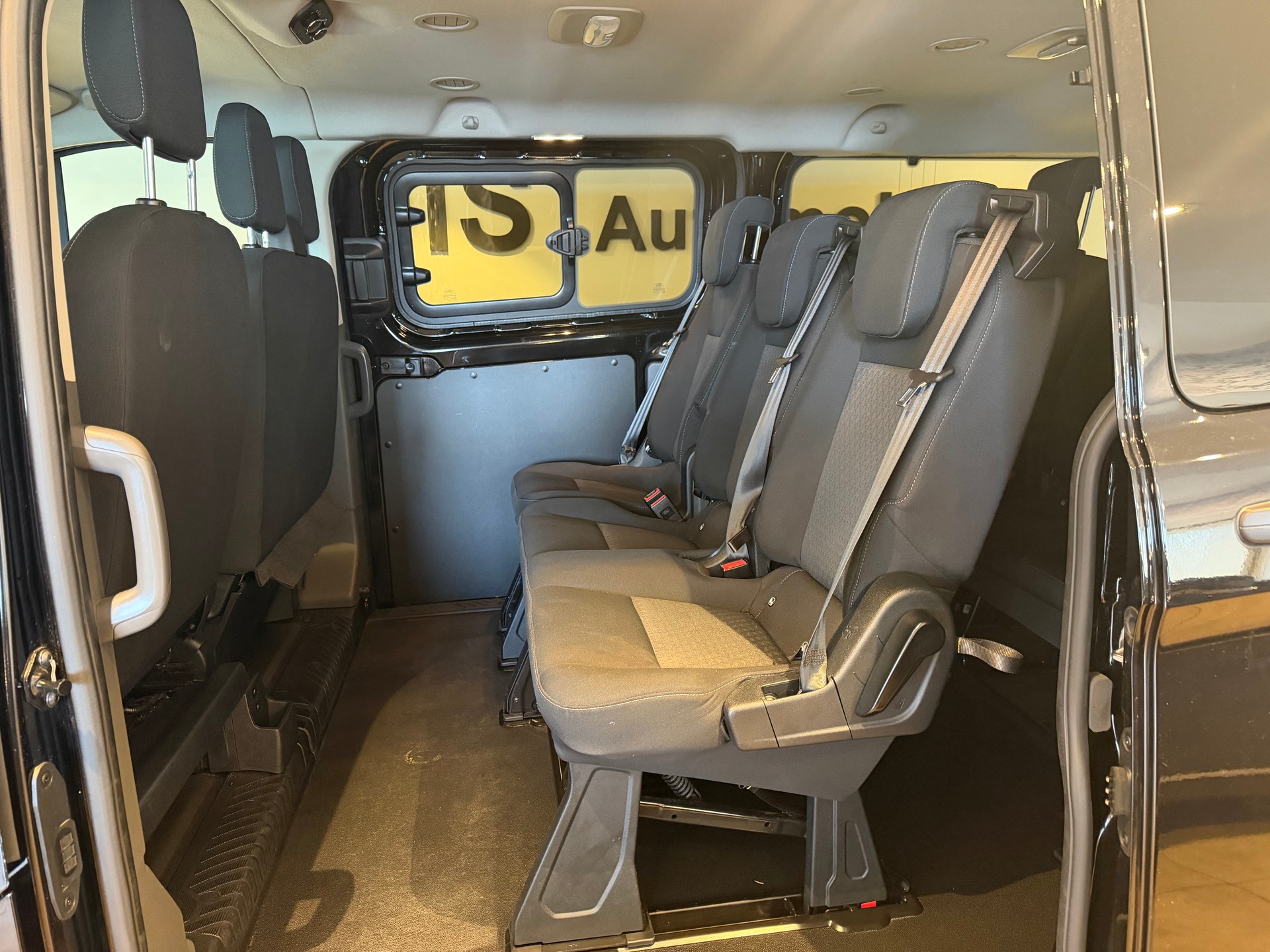 FORD Transit Custombi 320 L2 2.0 TDCi 130 Trend-image-8