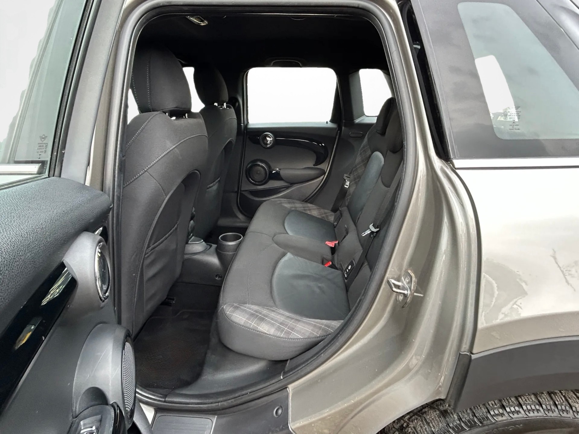 MINI Cooper Steptronic DKG-image-6