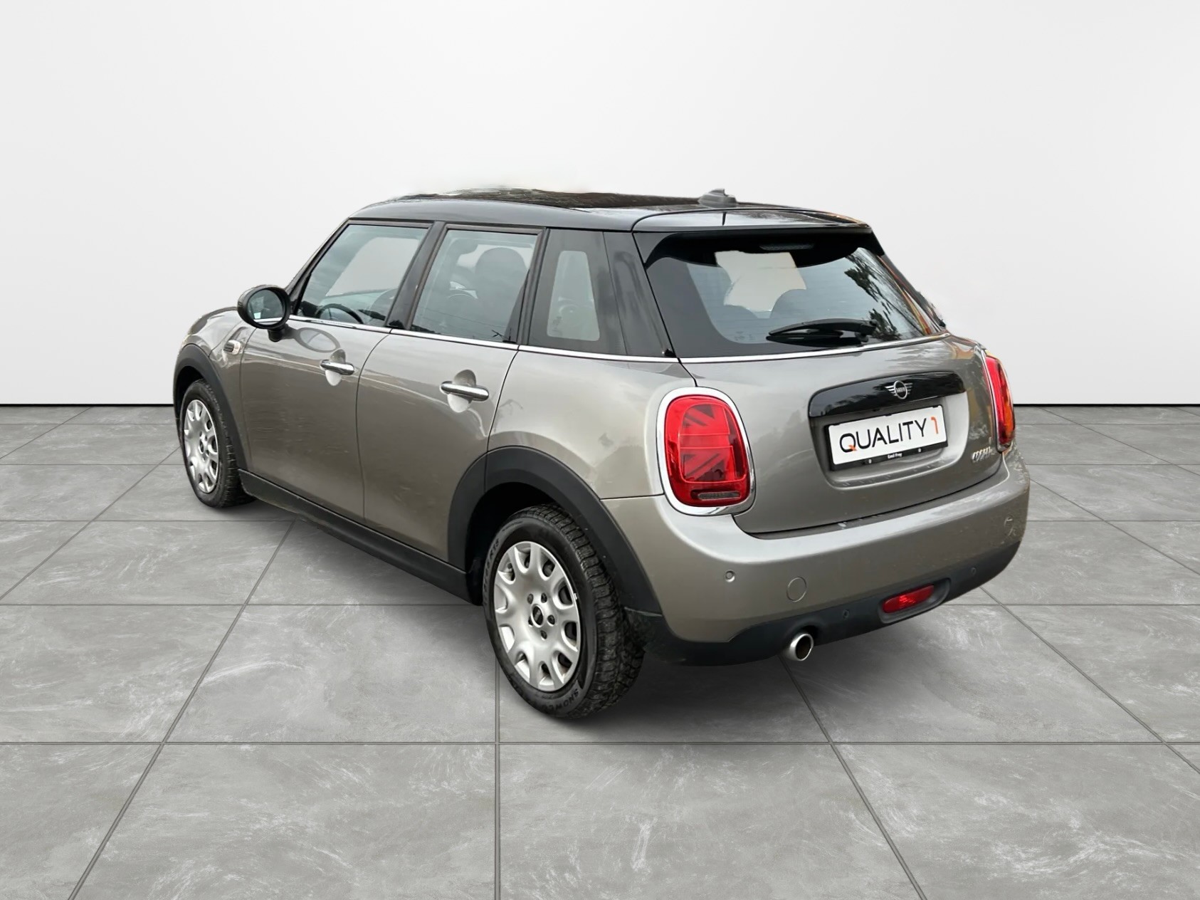 MINI Cooper Steptronic DKG-image-1