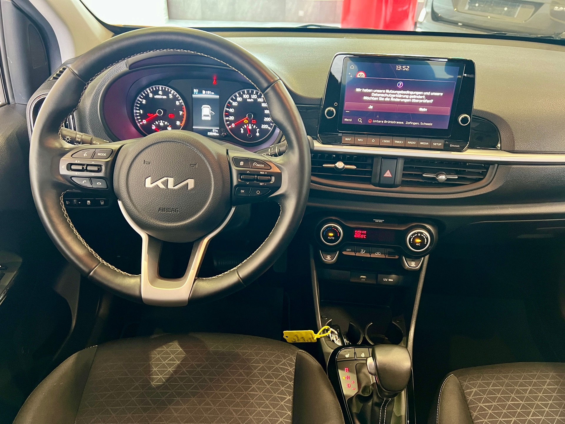KIA Picanto 1.2 CVVT Style AMT-image-14