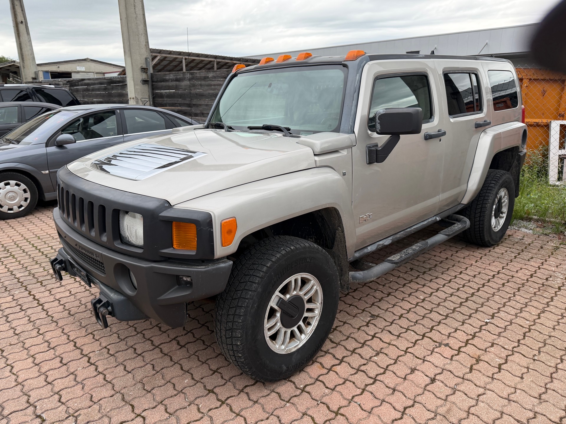 HUMMER H3 3.5 Luxury
