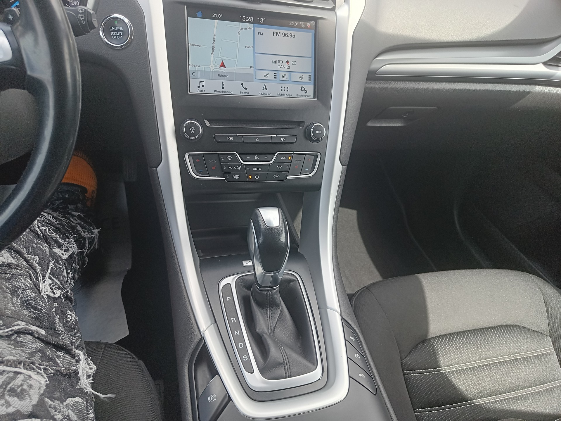 FORD 2.0 TDCi 180 Titanium-image-4