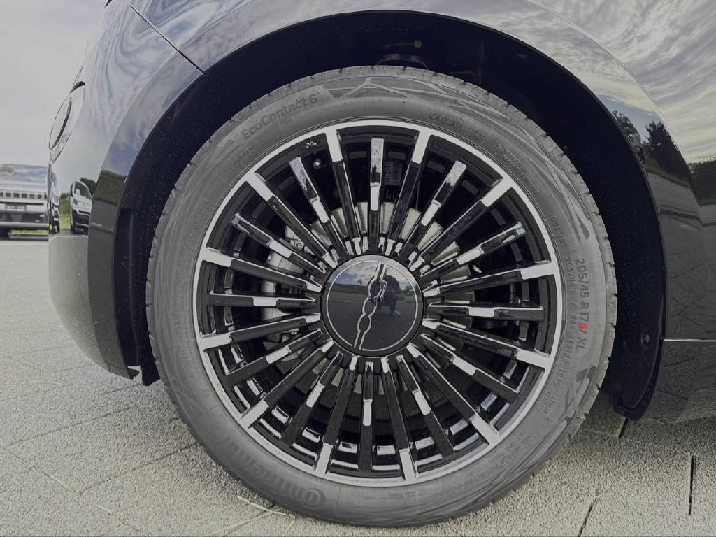 FIAT 500 1.0 Hybrid La Prima-image-7