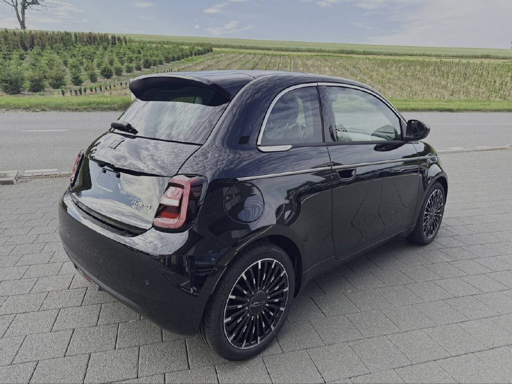 FIAT 500 1.0 Hybrid La Prima-image-4