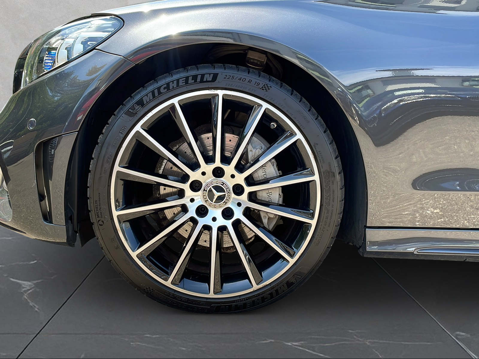 MERCEDES-BENZ C 200 Coupé 4Matic AMG Line 9G-Tronic-image-8