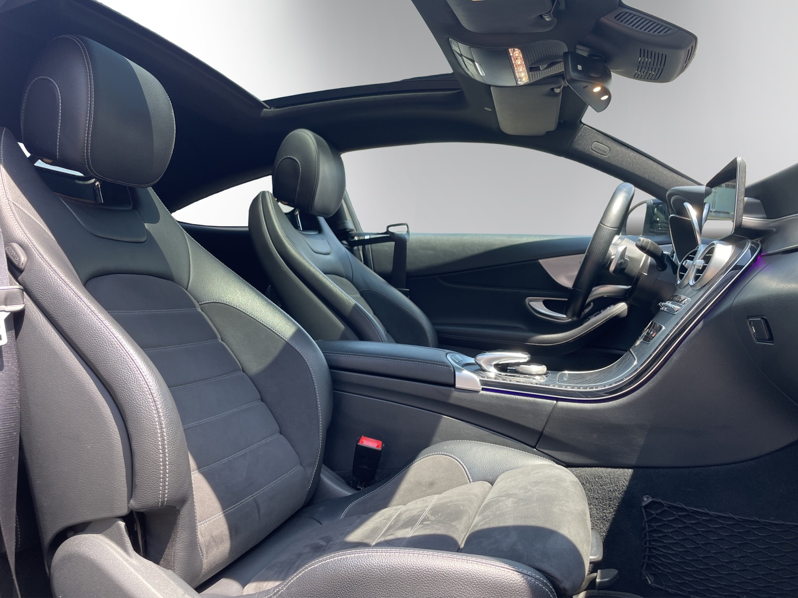 MERCEDES-BENZ C 200 Coupé 4Matic AMG Line 9G-Tronic-image-10