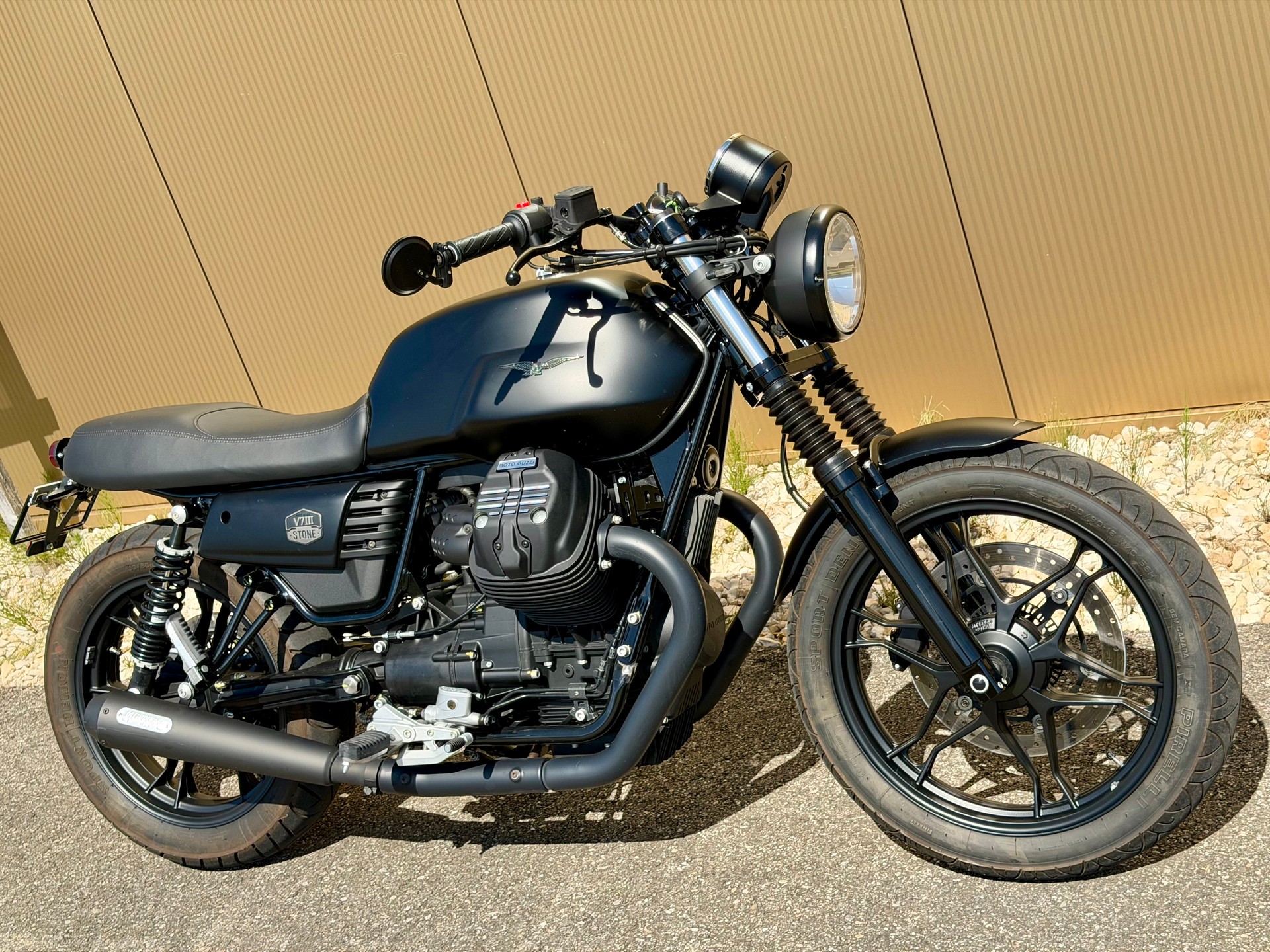 MOTO GUZZI V7 III Stone S-image-2