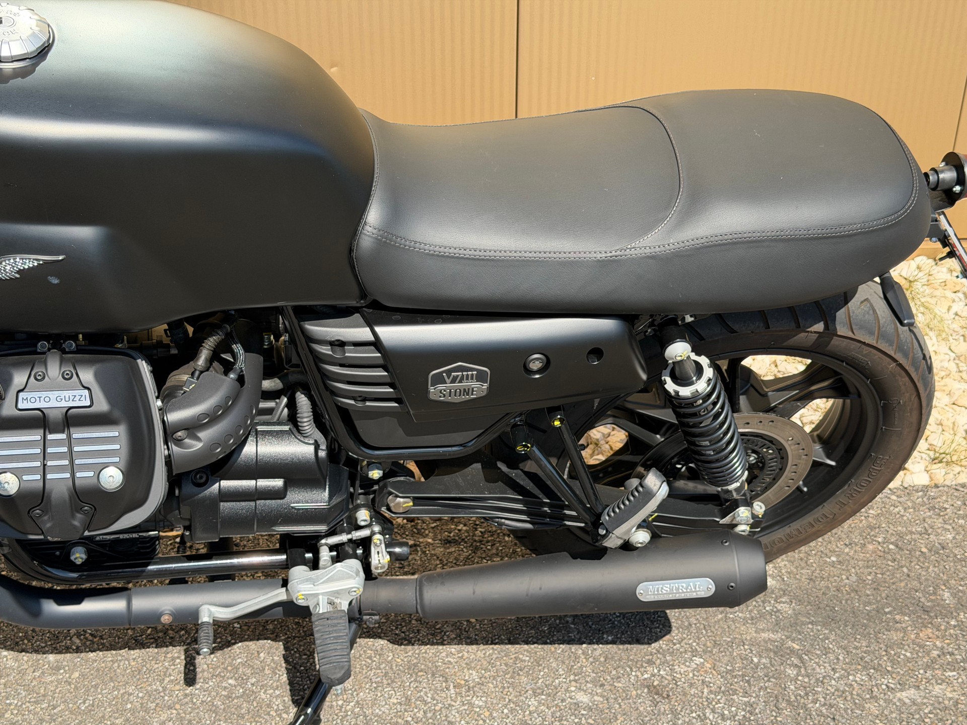 MOTO GUZZI V7 III Stone S-image-14