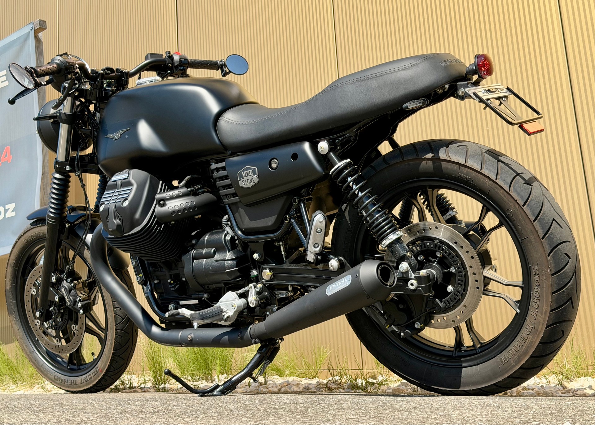 MOTO GUZZI V7 III Stone S-image-11