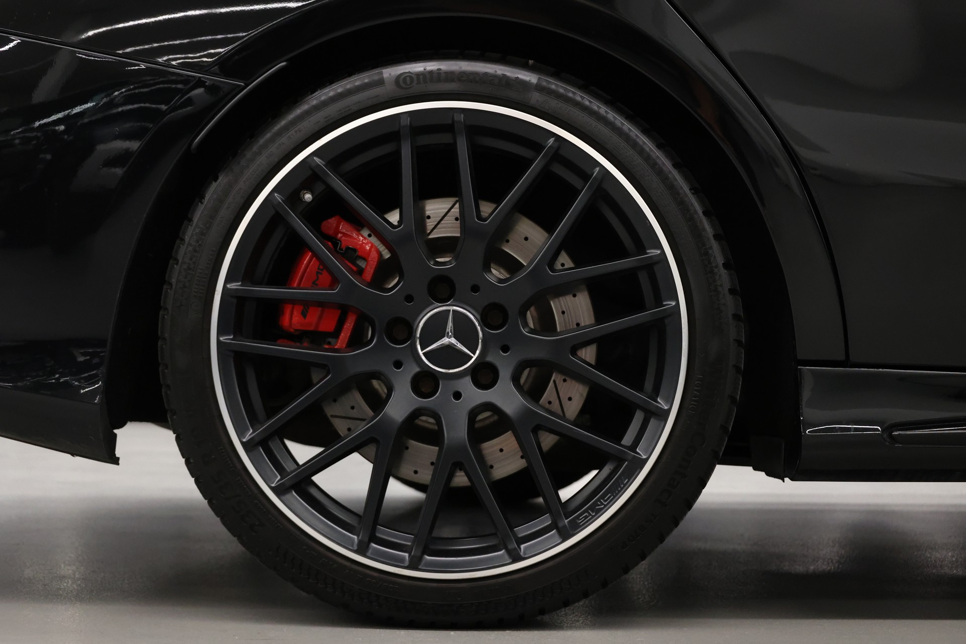 MERCEDES-BENZ CLA 45 AMG 4m Shooting Brake-image-13