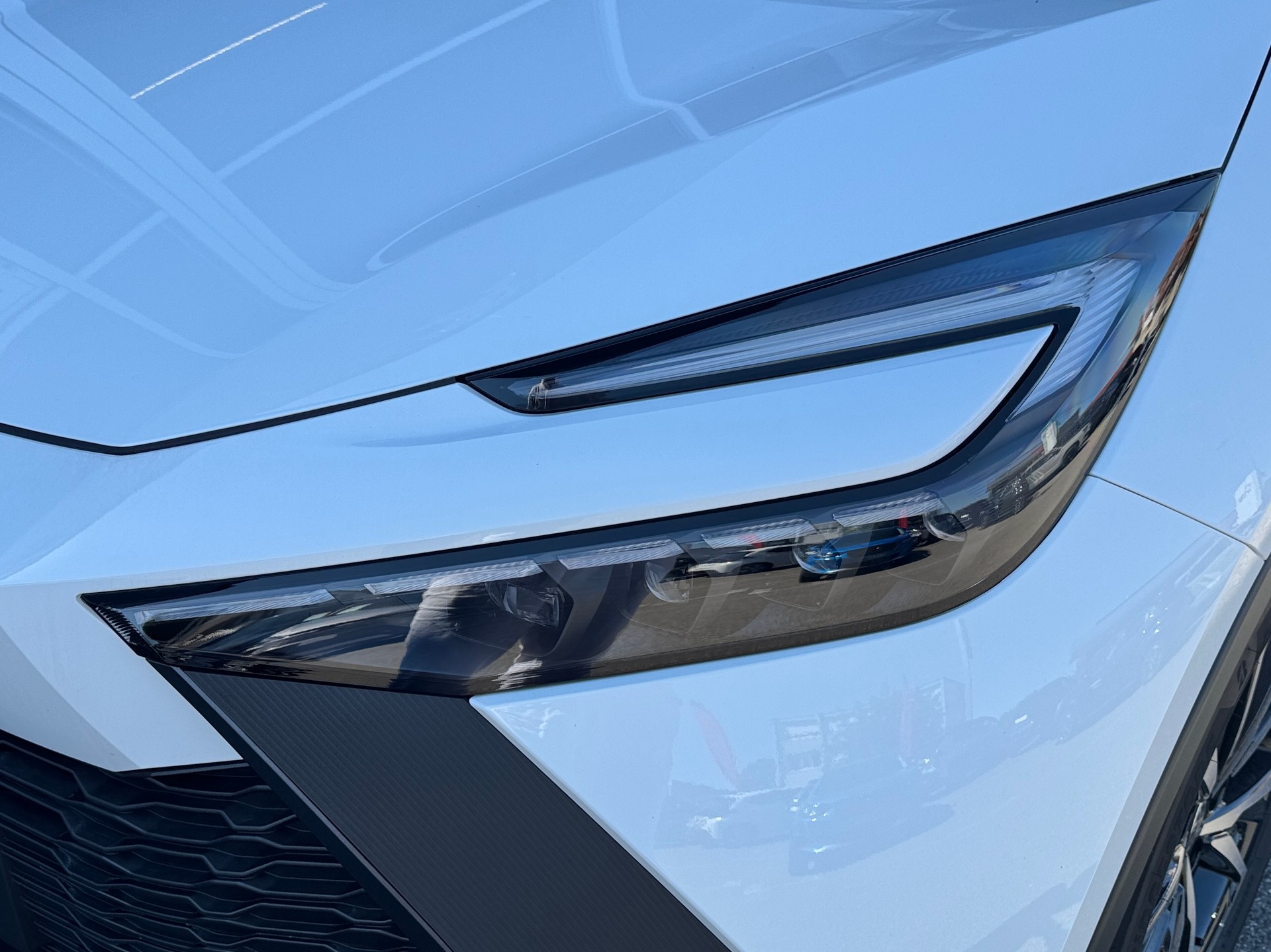 TOYOTA C-HR 1.8 HSD CVT Swiss Edition-showroom-element-3
