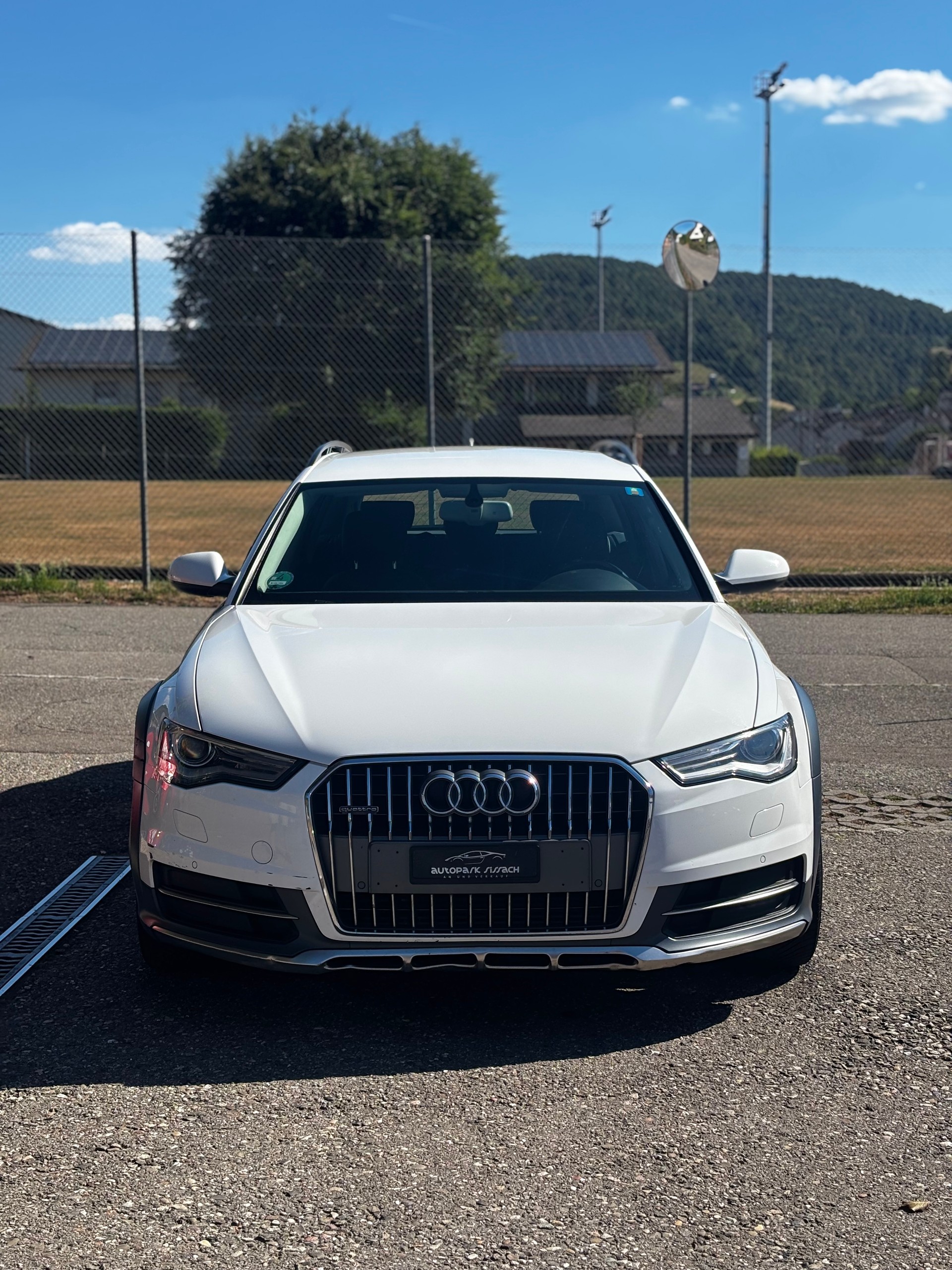 AUDI A6 allroad 3.0 TDI V6 quattro S-tronic-image-1