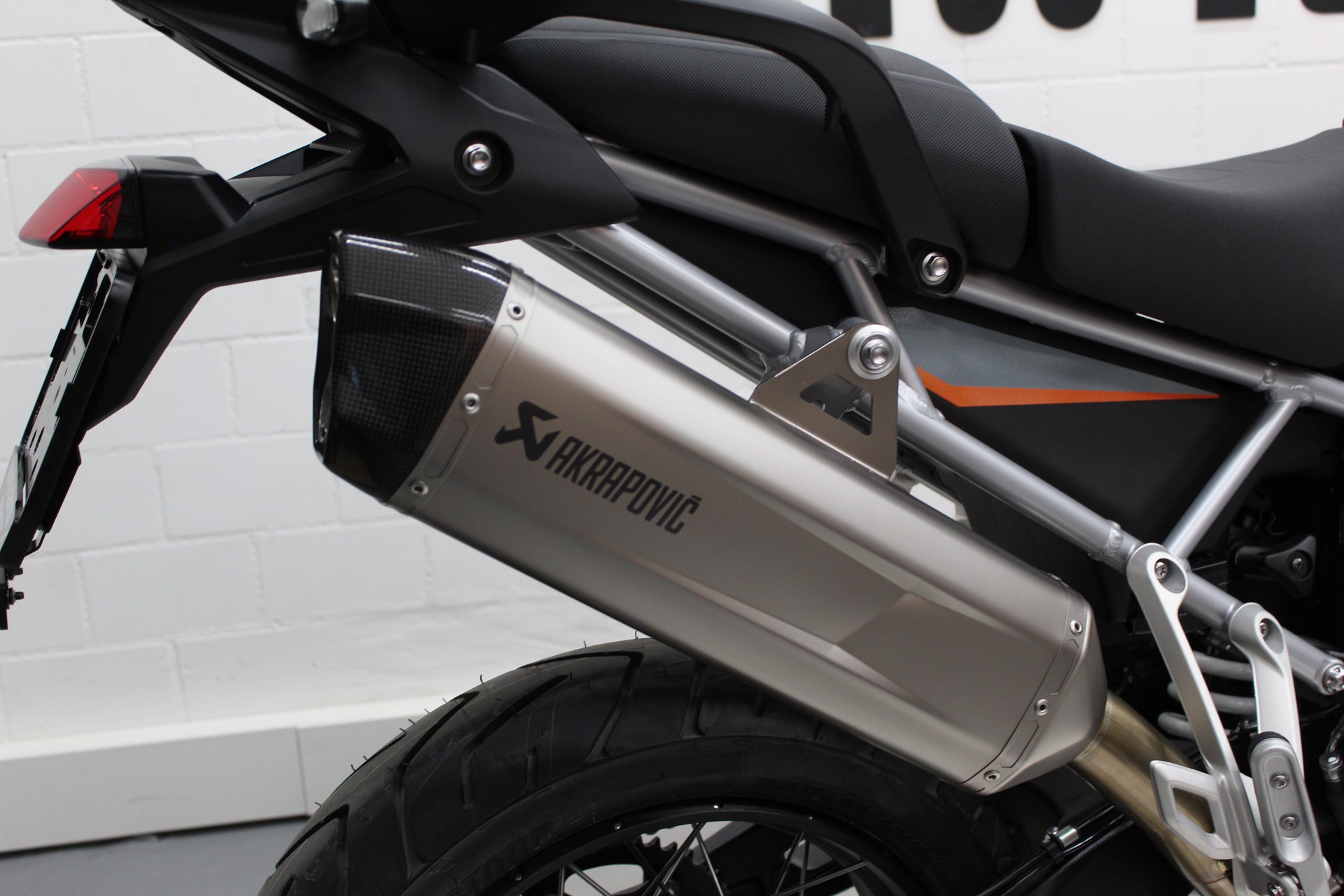 TRIUMPH Tiger 900 Desert Edition-image-9