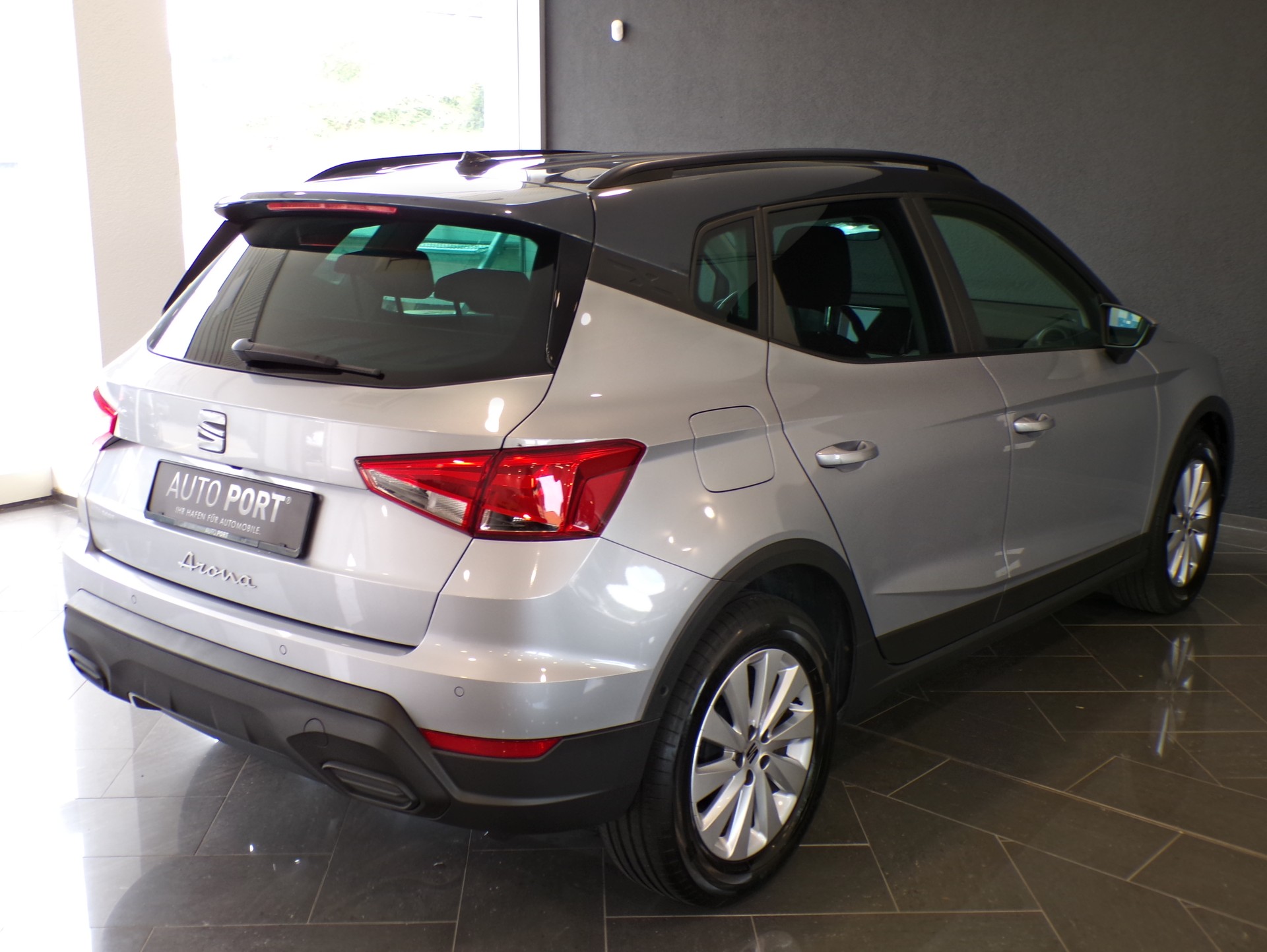 SEAT Arona 1.0 TSI Eco Style-image-8