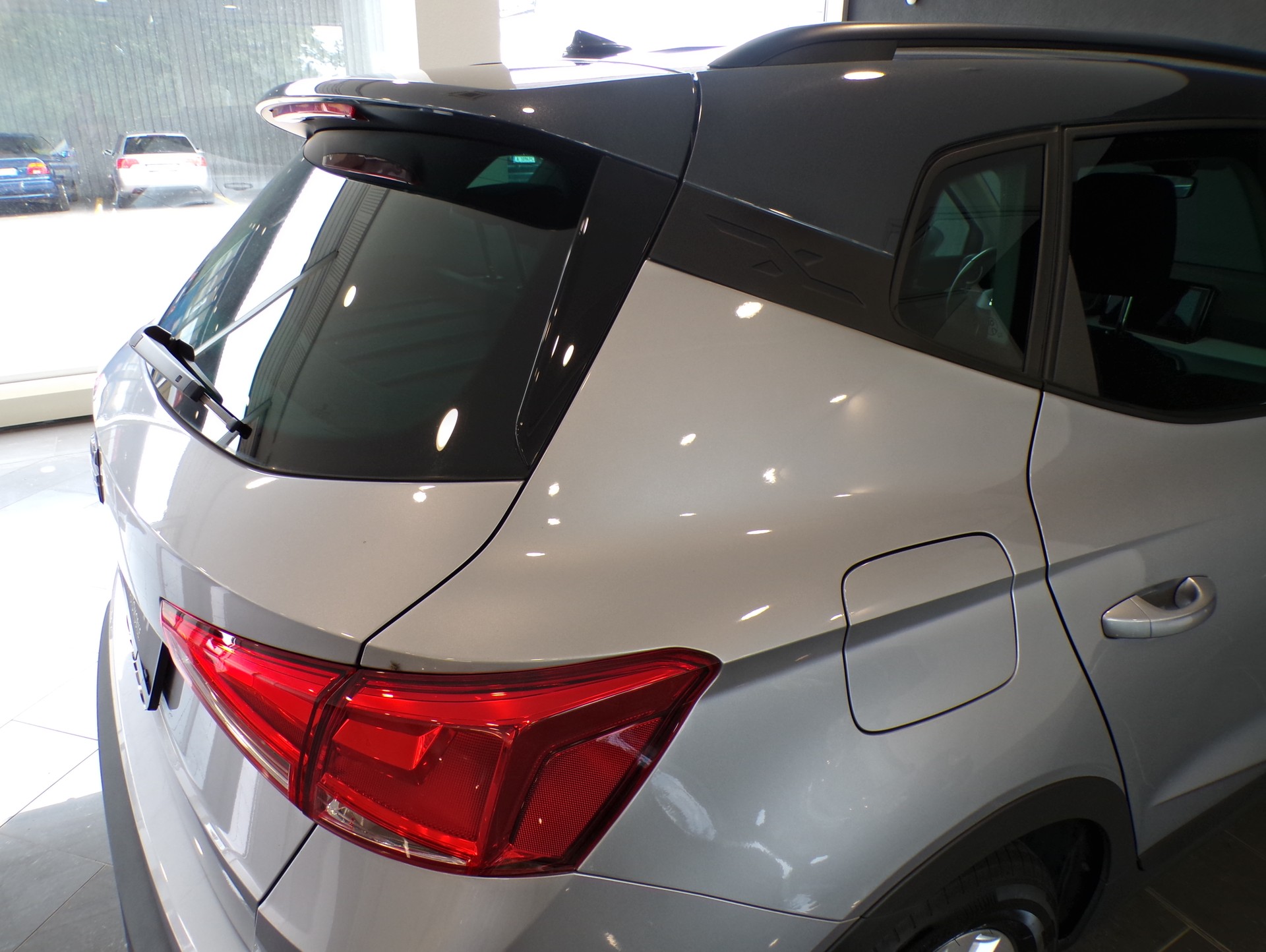 SEAT Arona 1.0 TSI Eco Style-image-9