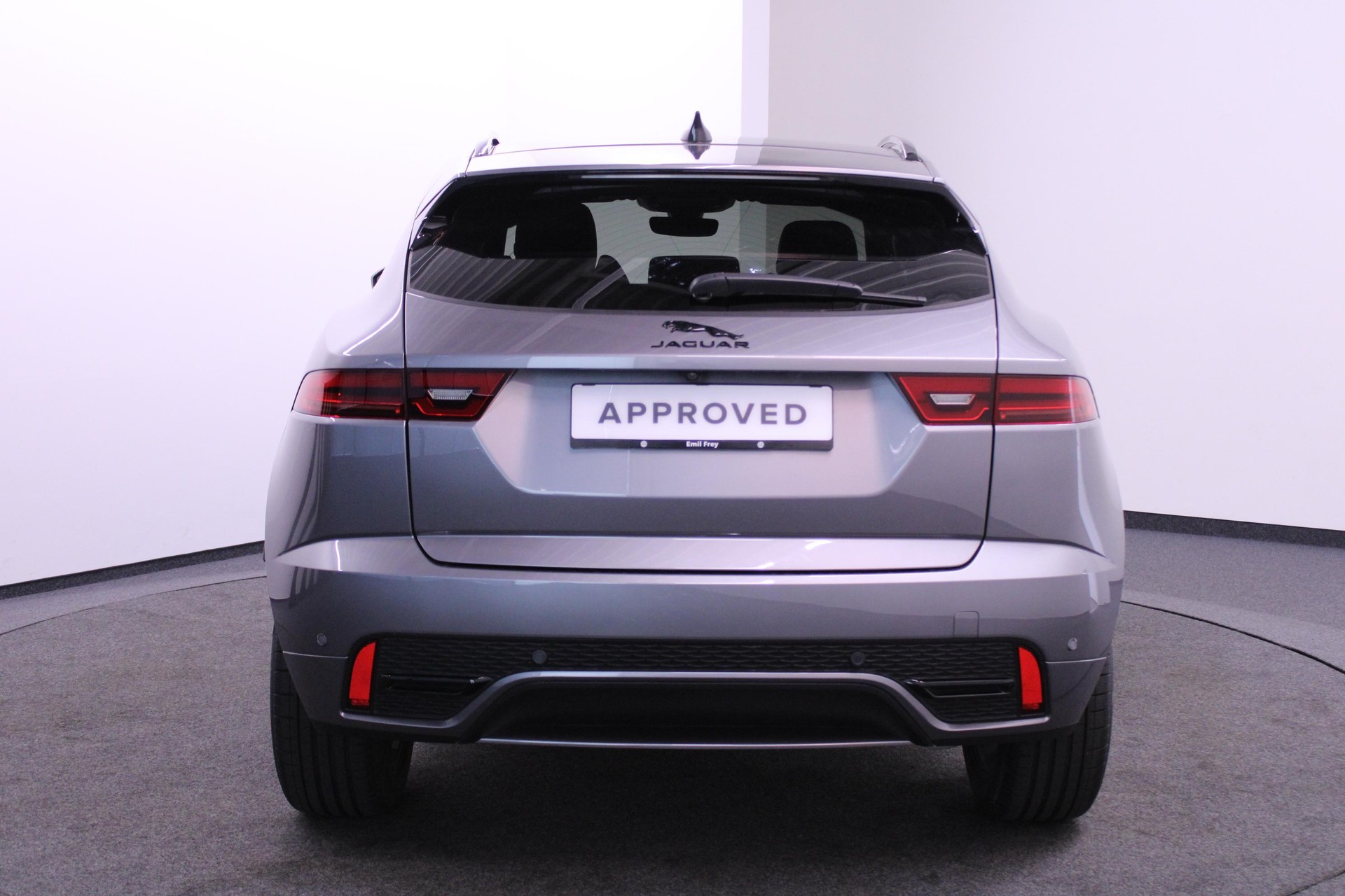 JAGUAR E-Pace 1.5 T 300e R-Dynamic SE AWD-showroom-element-2
