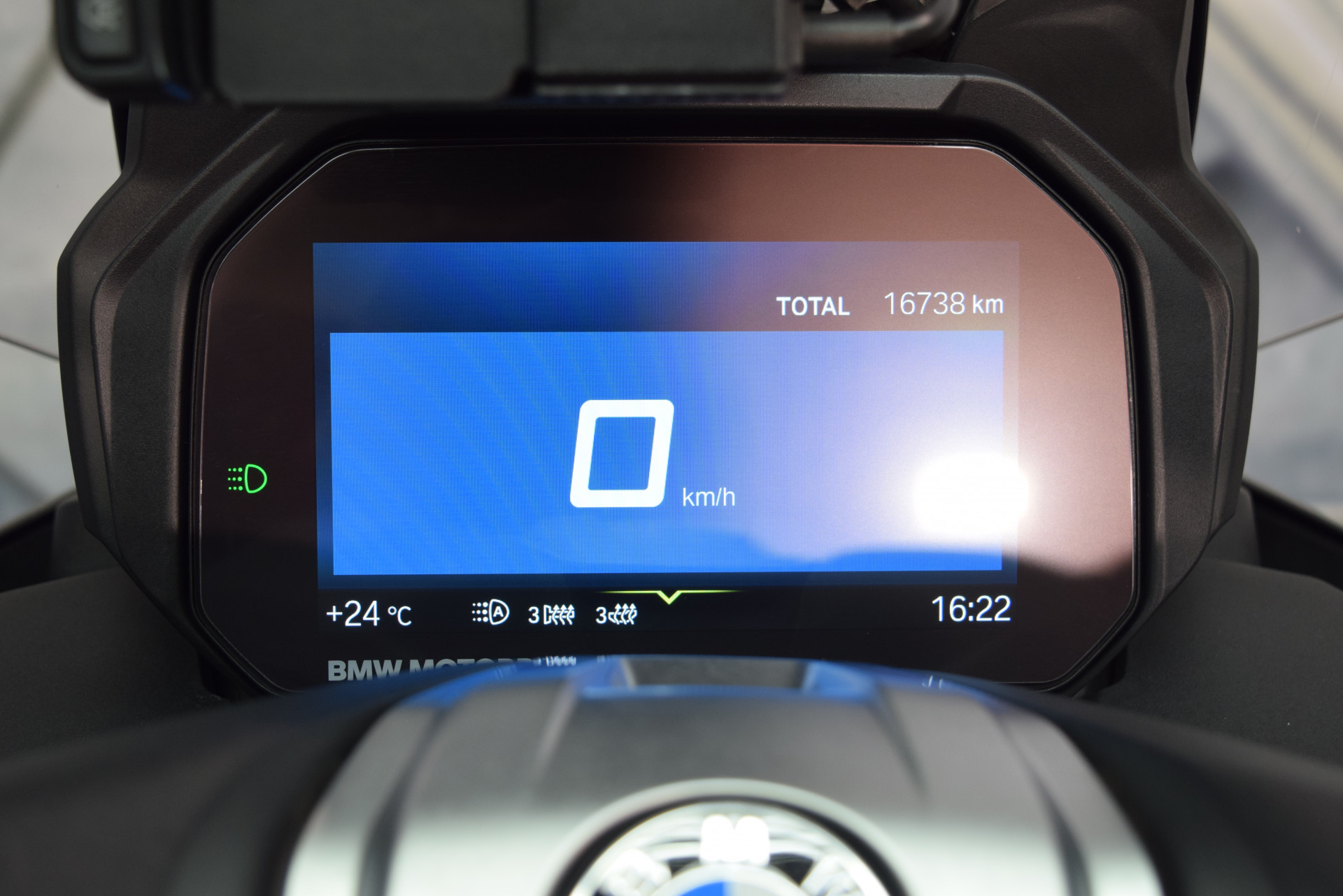 BMW C 400 GT Triple Black inkl. Topcase-image-8