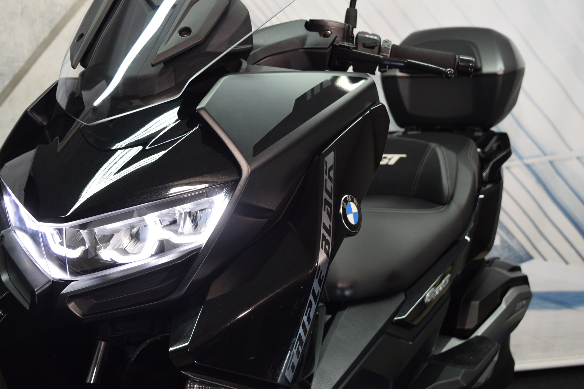 BMW C 400 GT Triple Black inkl. Topcase-image-9