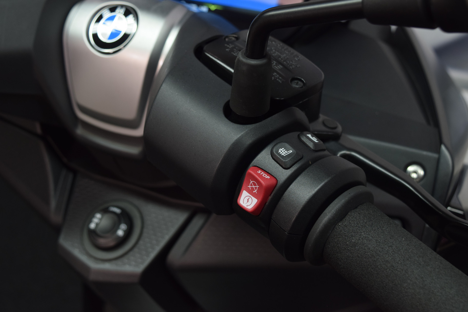 BMW C 400 GT Triple Black inkl. Topcase-image-7