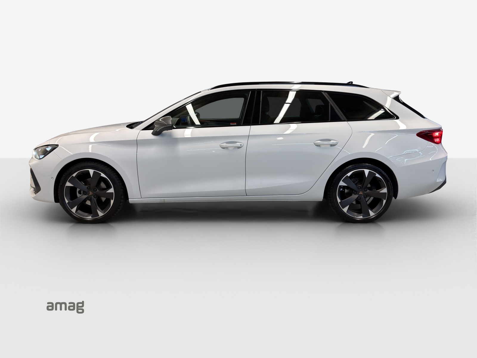 CUPRA LEON ST 1.5 eTSI DSG-showroom-element-1