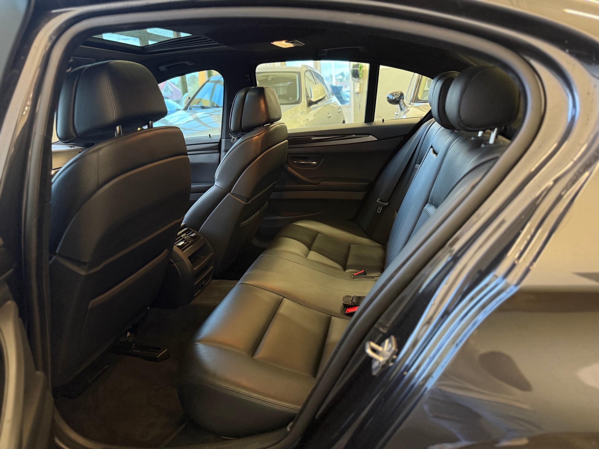 BMW 535i xDrive Steptronic-image-8