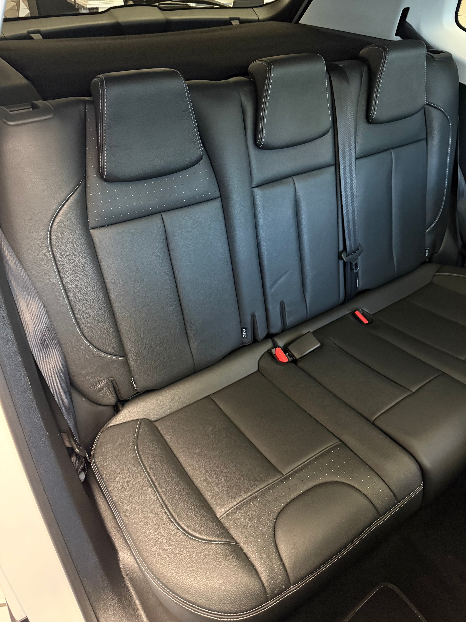 PEUGEOT 2008 1.6 BlueHDi Féline-image-11
