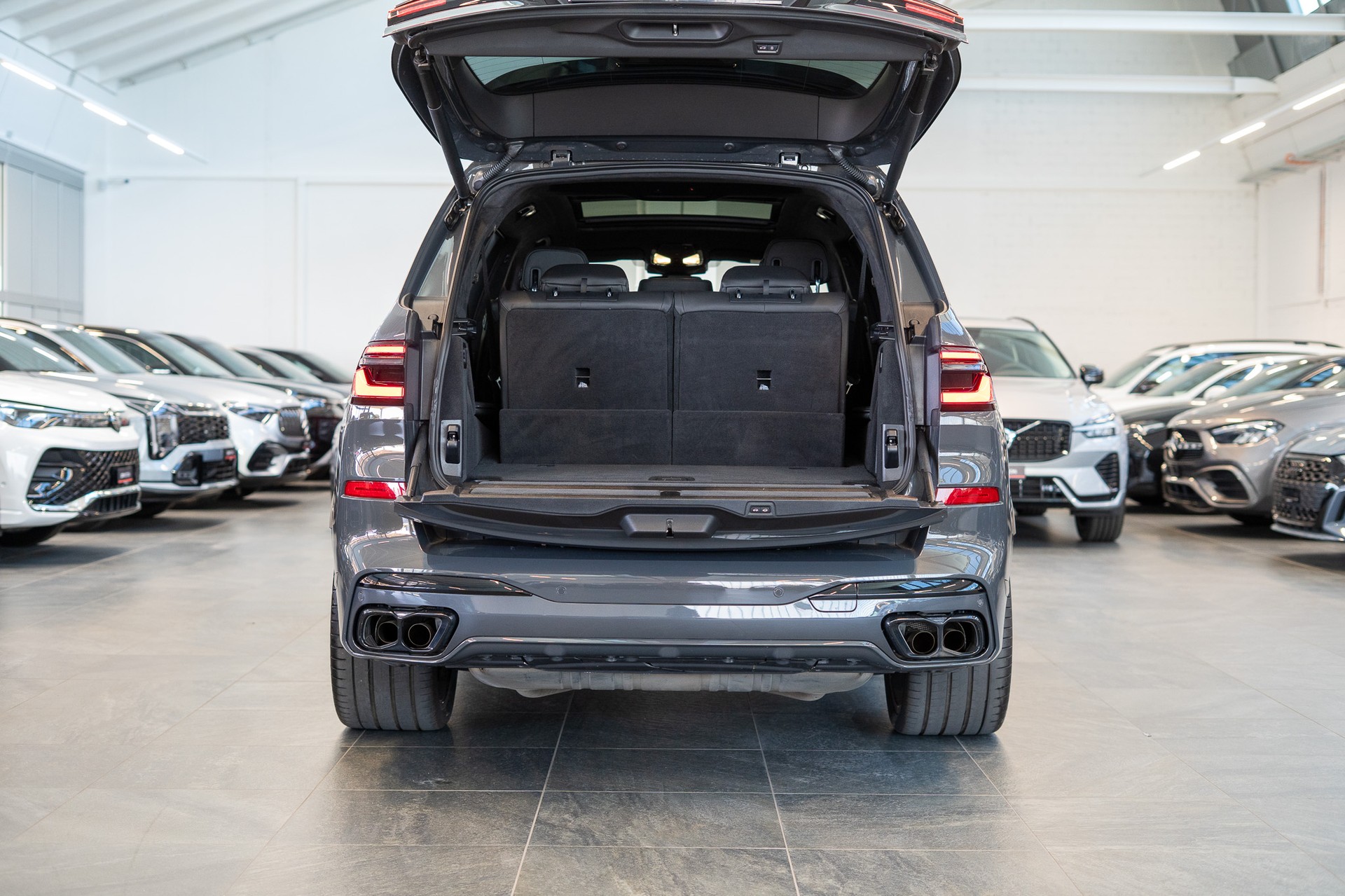 BMW X7 xDrive 48V M60i M Sport / 23" Felgen / Iconic Glow / Head-Up Display / Panorama-Schiebedach-image-5