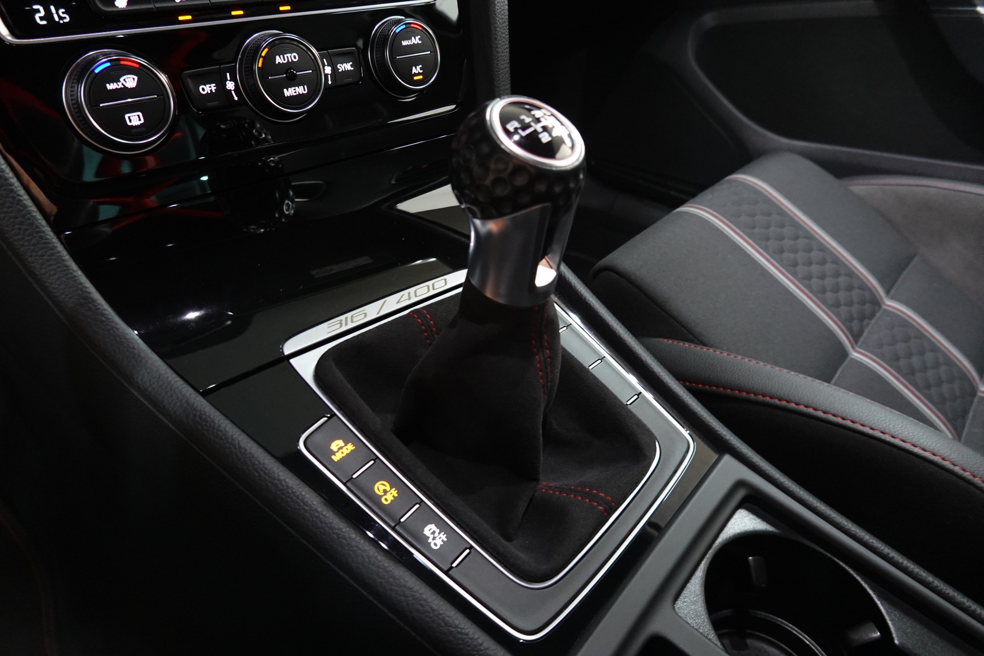 VW GOLF 2.0 TSI GTI CLUBSPORT S CH-FZ-image-25
