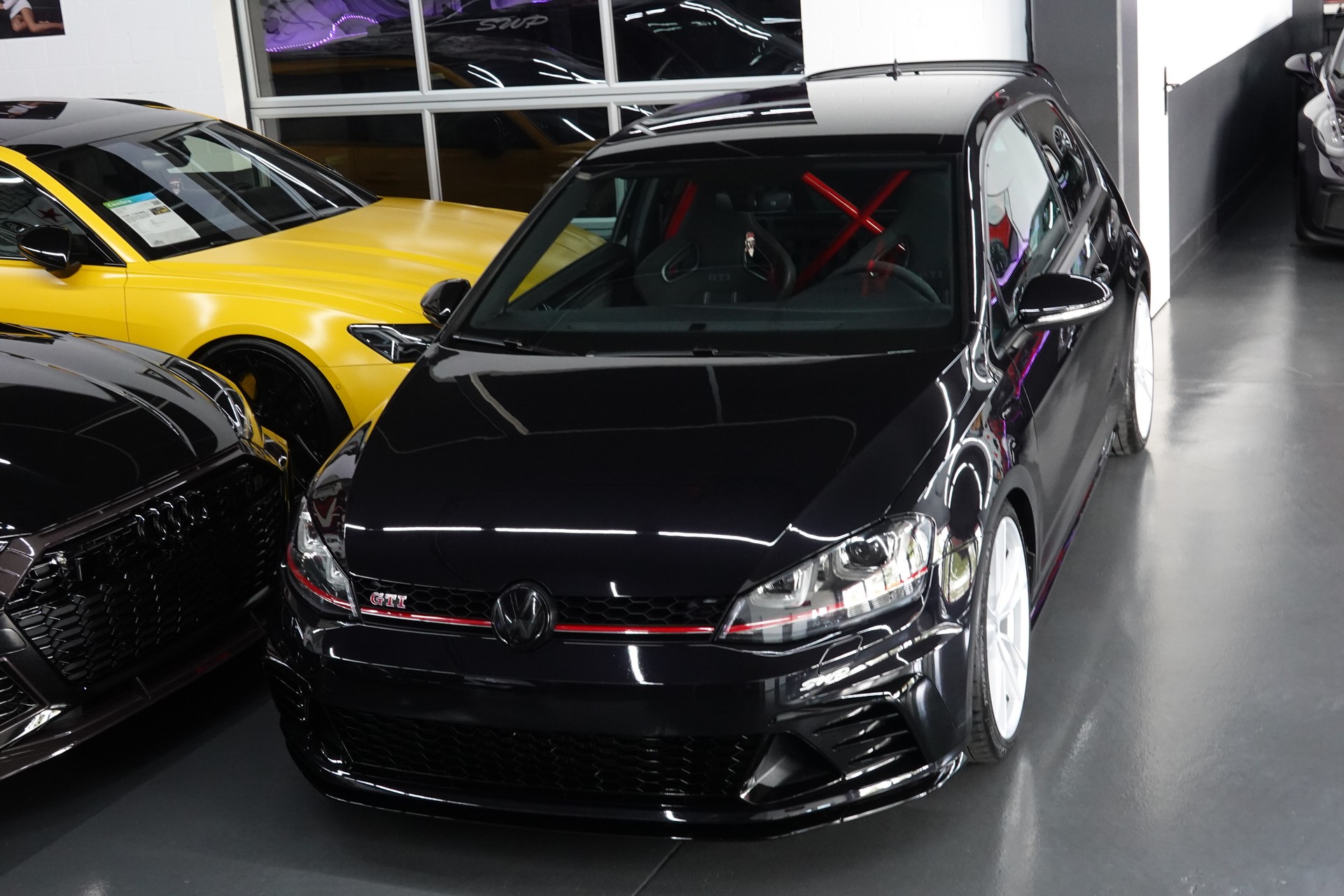 VW GOLF 2.0 TSI GTI CLUBSPORT S CH-FZ-showroom-element-2