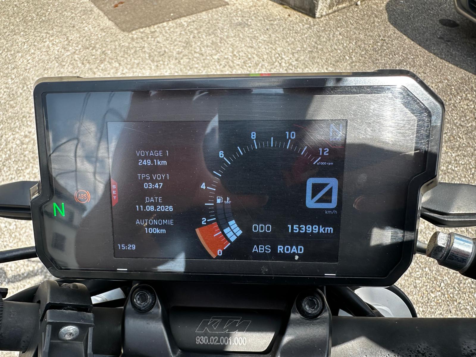 KTM 390 Duke-image-2