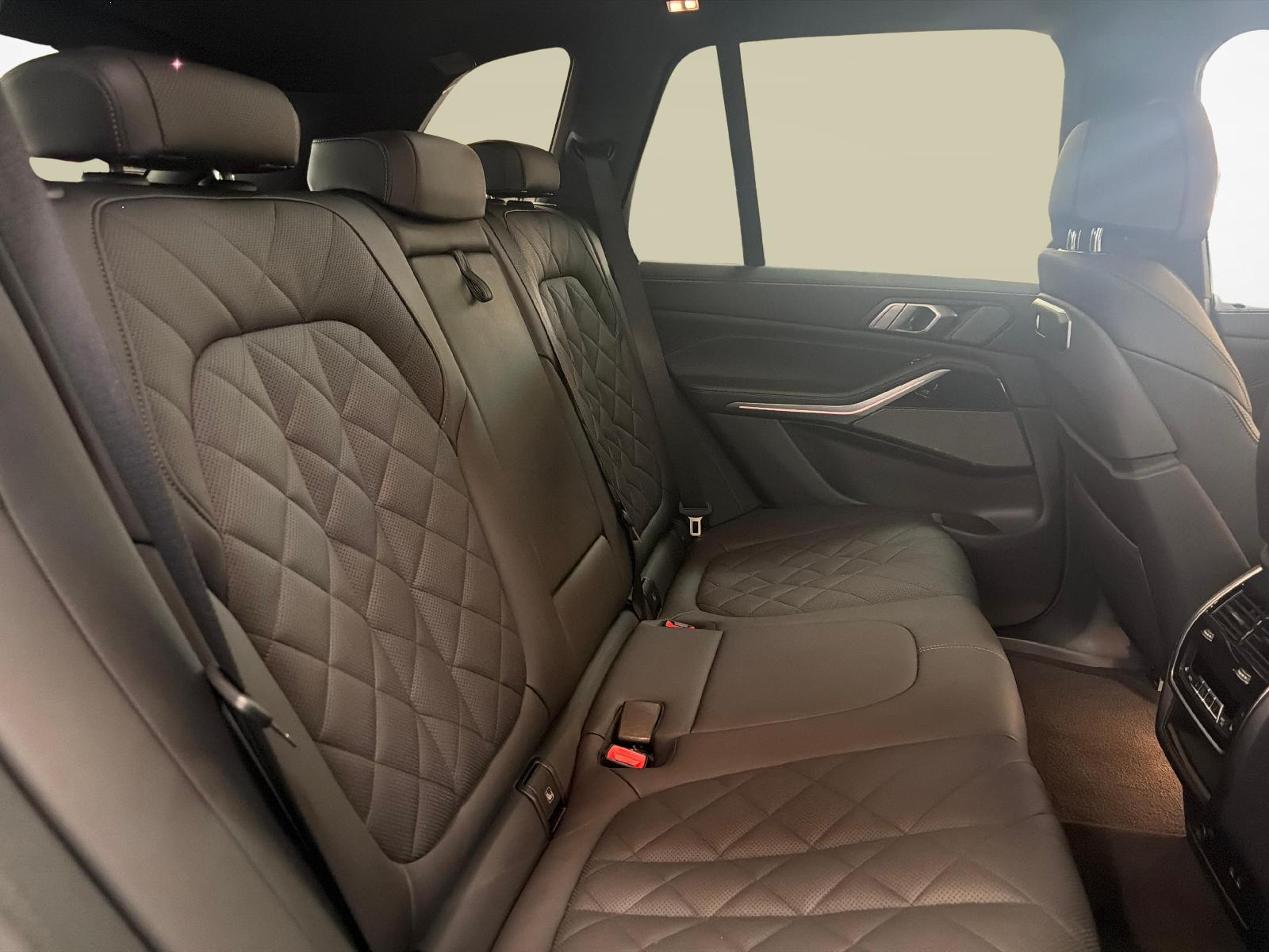 BMW X5 50e xDrive SAG-image-10