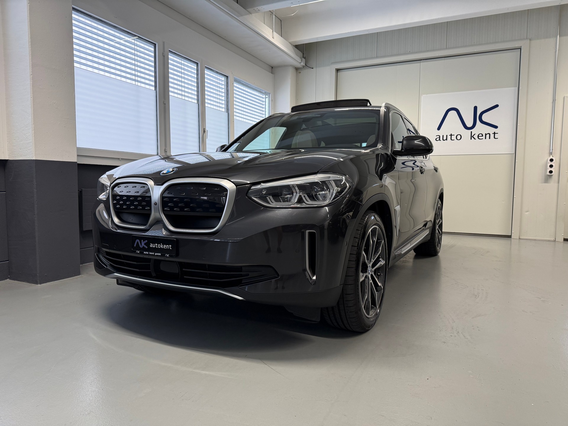 BMW iX3 Impressive First Edition 1 of 100