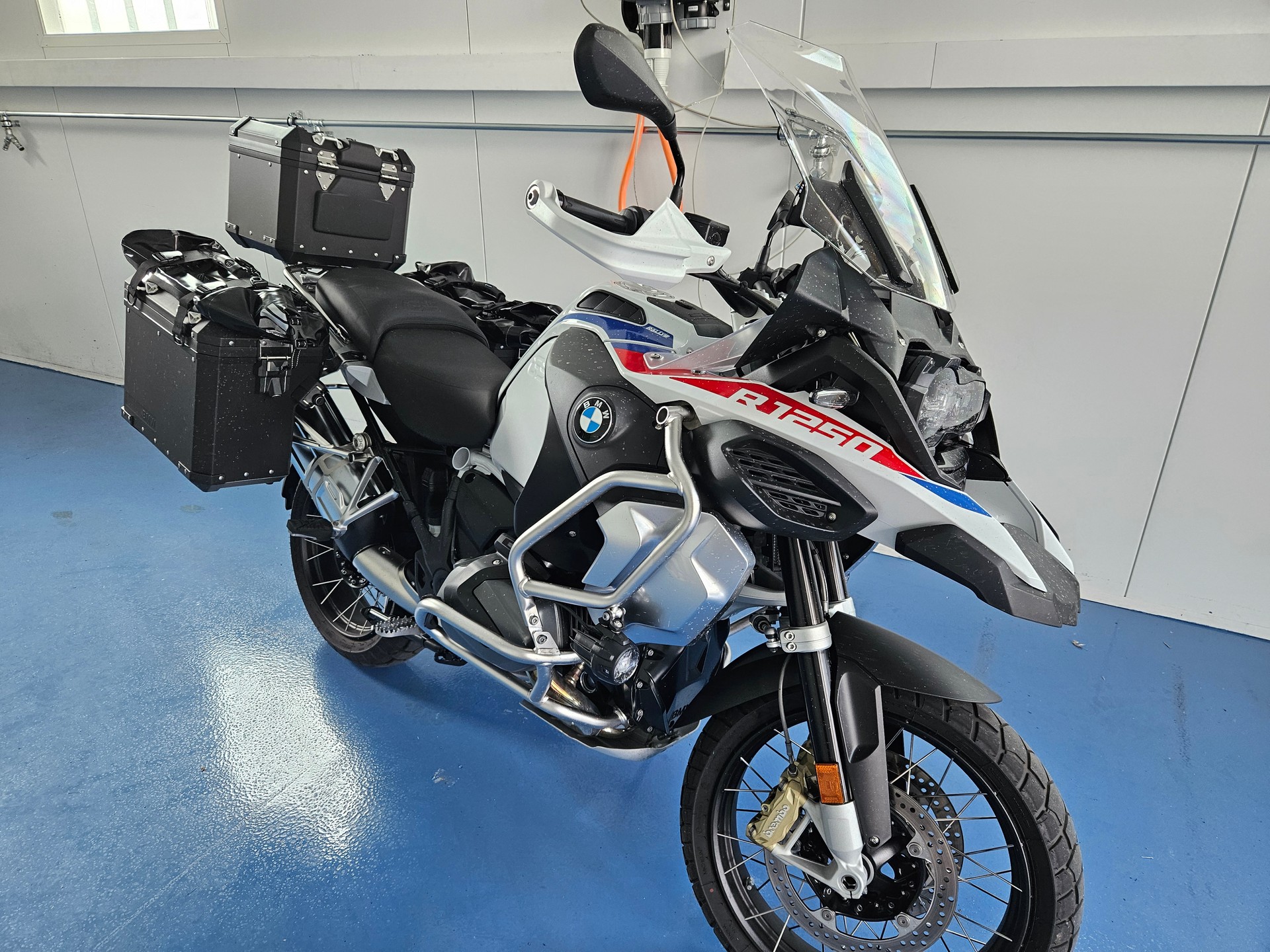 BMW R 1250 GS Adventure-image-0