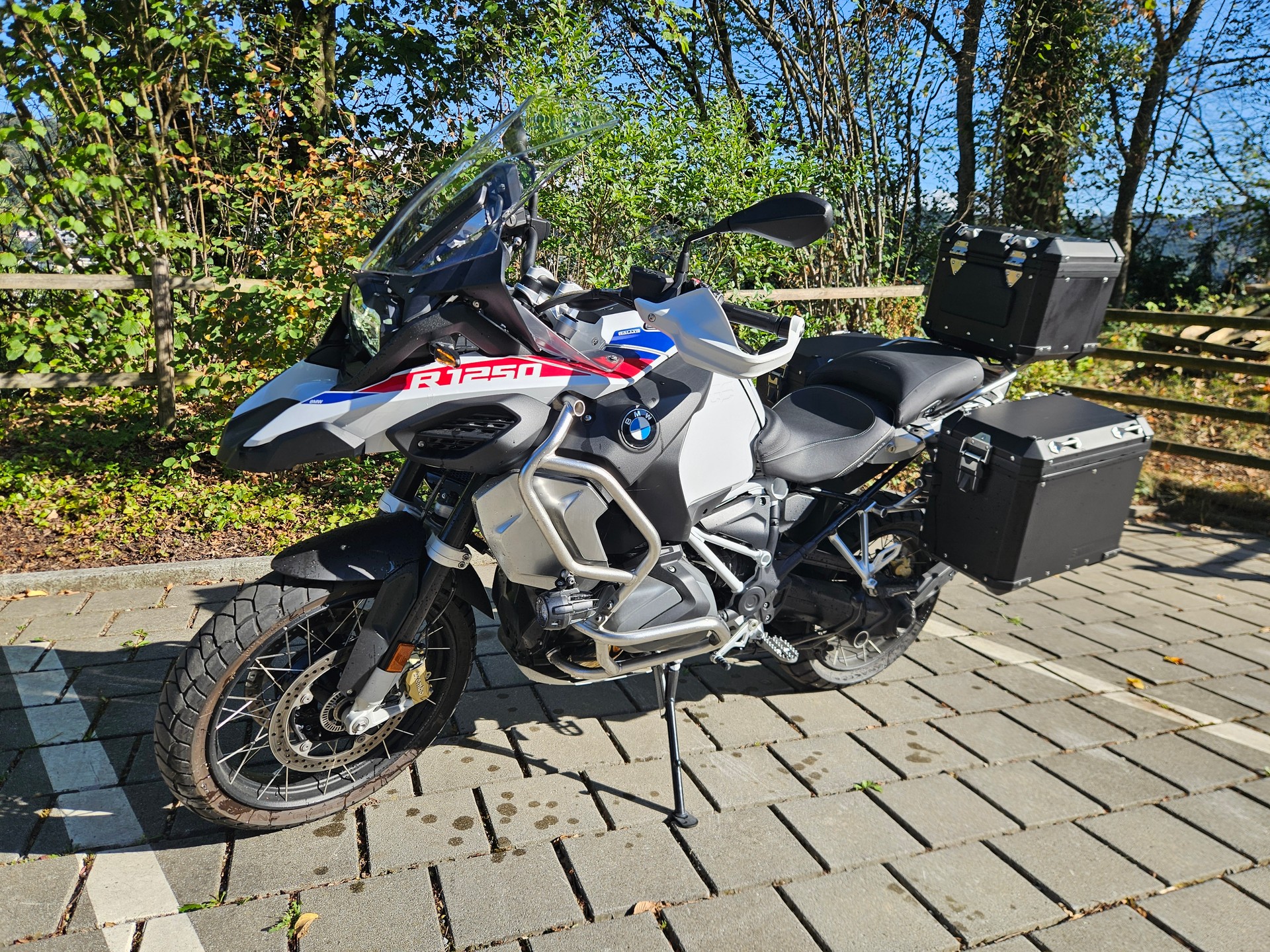 BMW R 1250 GS Adventure-image-2