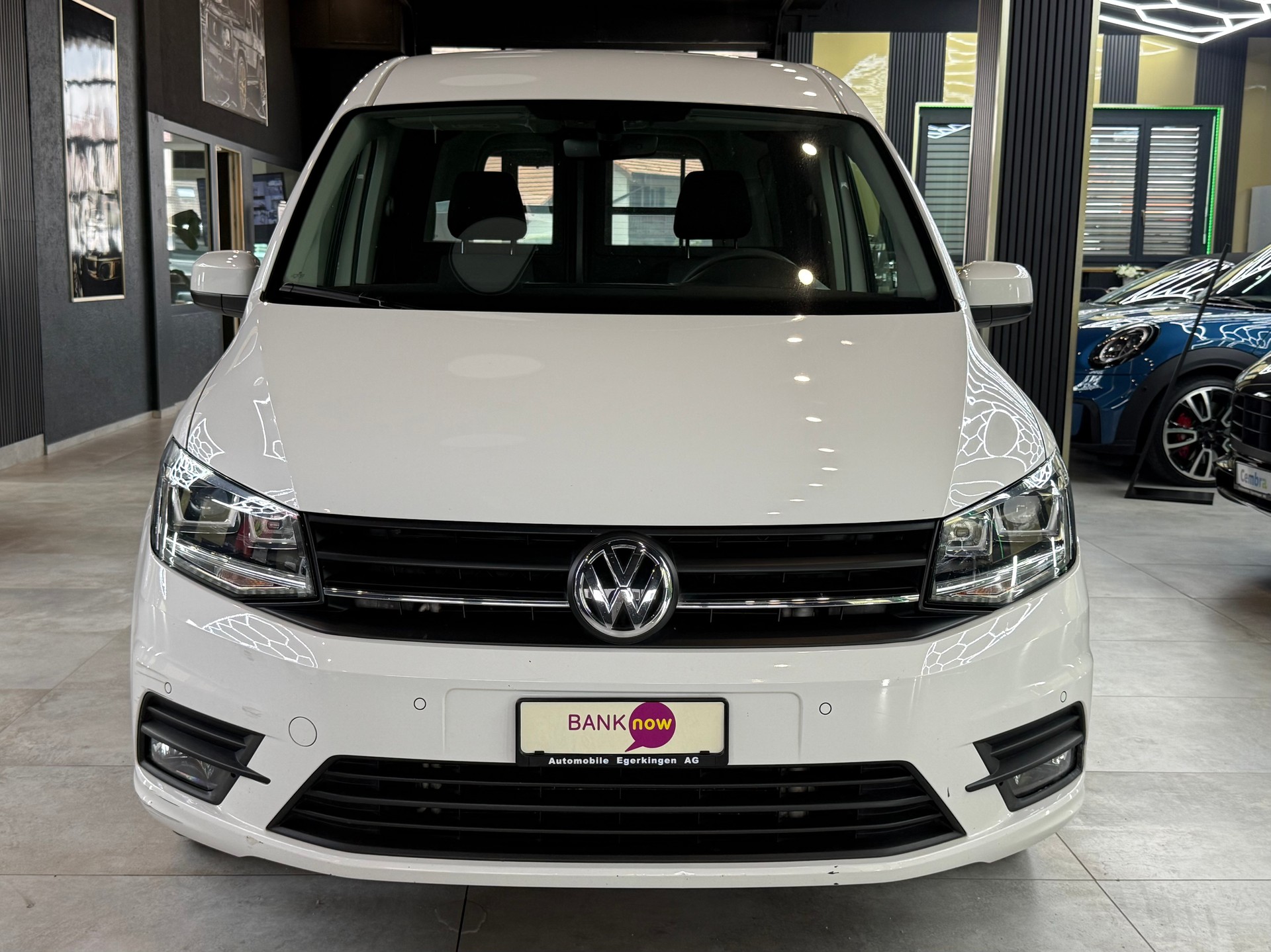 VW Caddy Maxi 2.0TDI BlueMotion Technology DSG-showroom-element-1