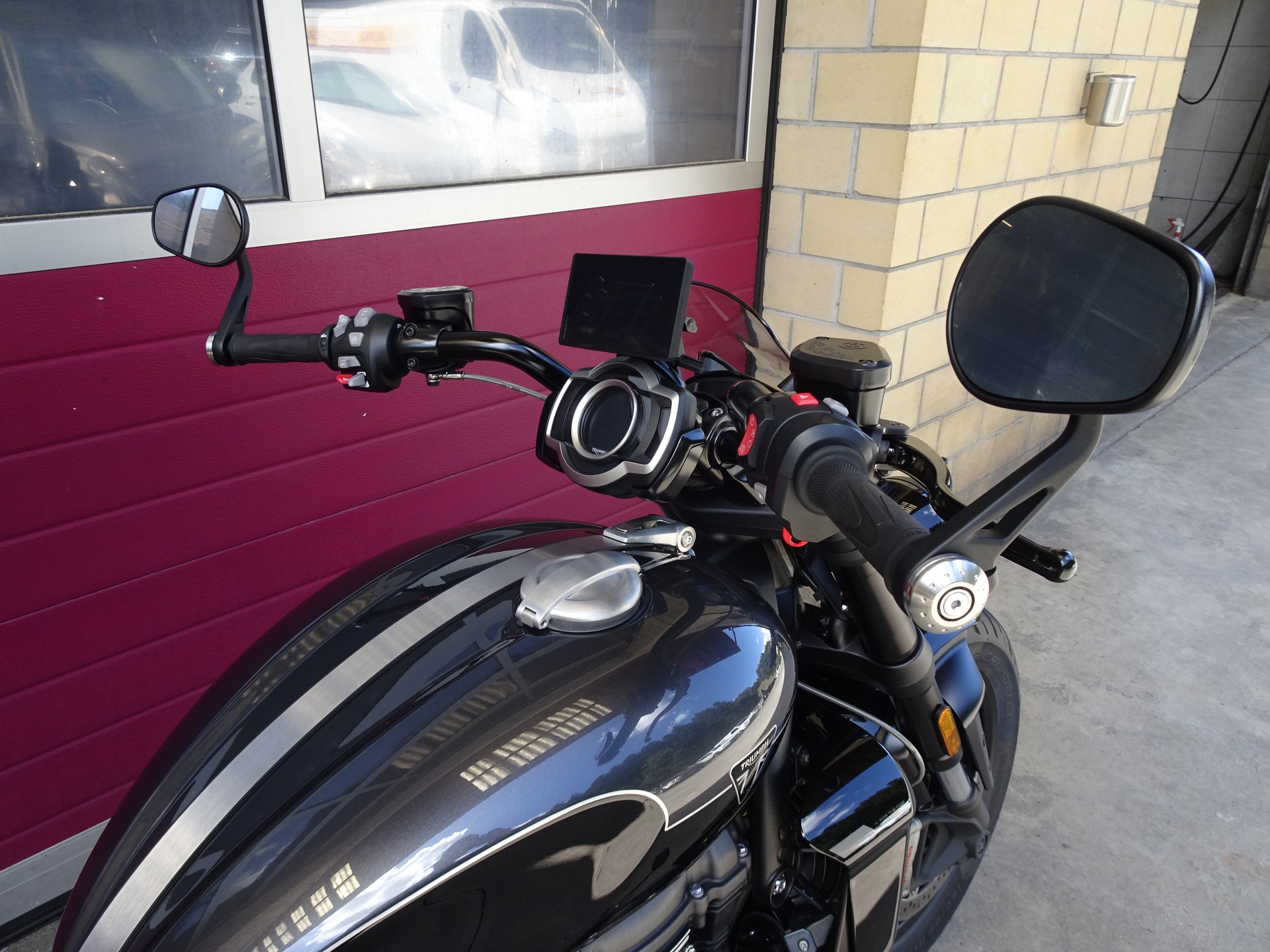 TRIUMPH Rocket 3 GT Storm-image-4