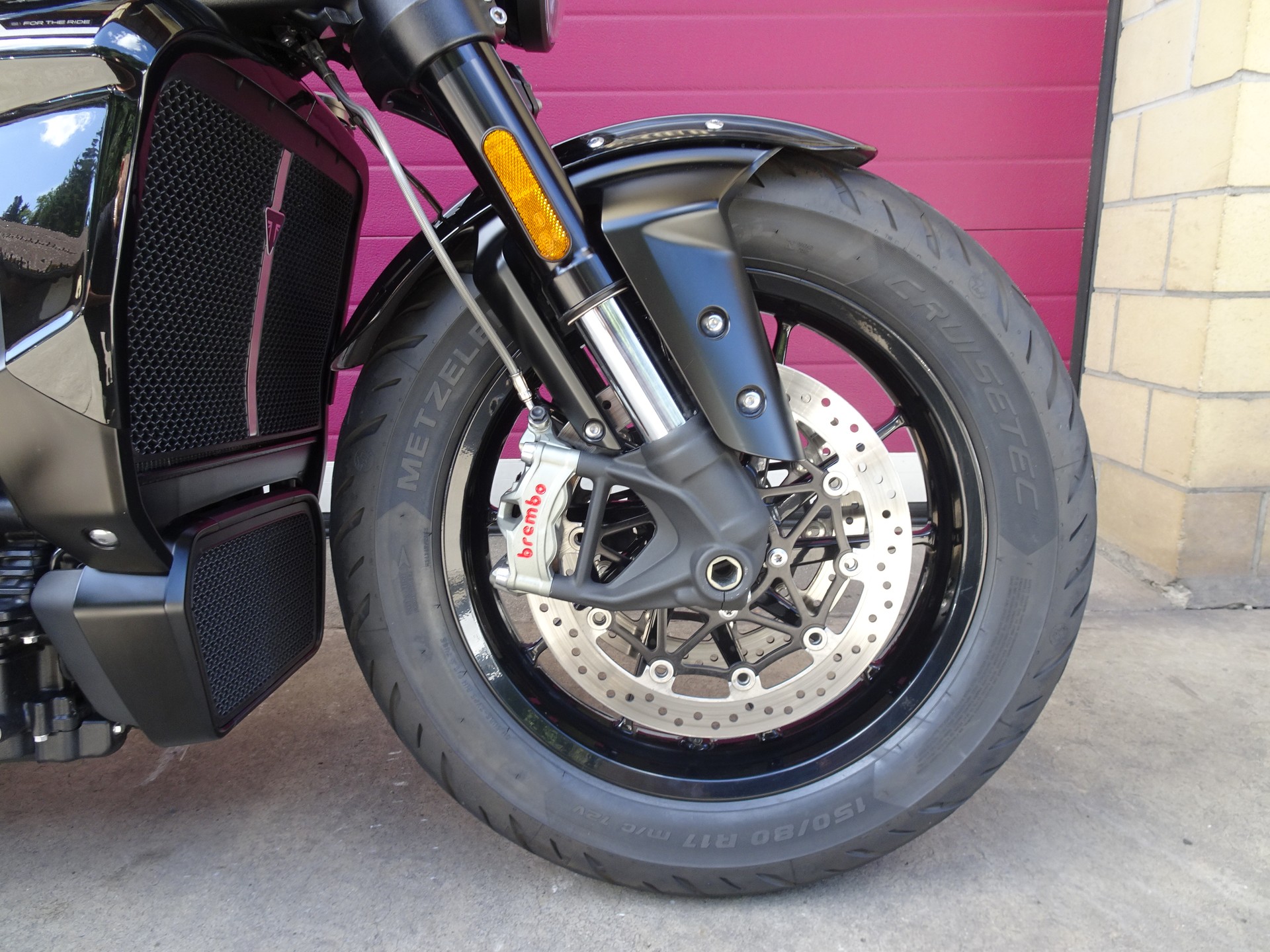 TRIUMPH Rocket 3 GT Storm-image-1
