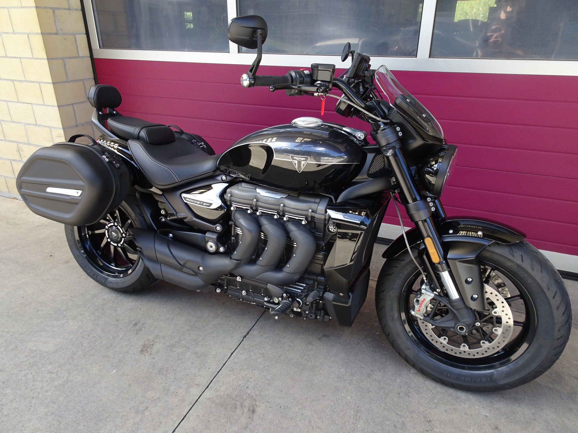 TRIUMPH Rocket 3 GT Storm-image-2