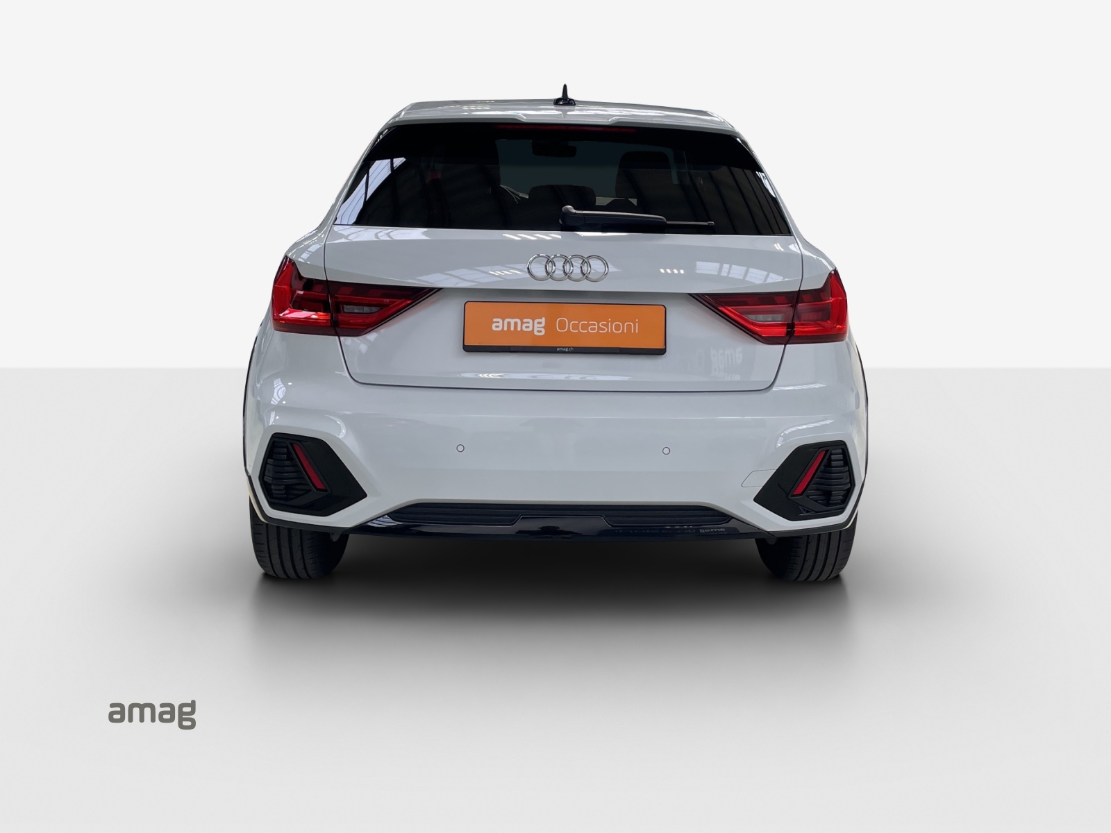 AUDI A1 City Carver 30 TFSI Attraction S-tronic-showroom-element-3