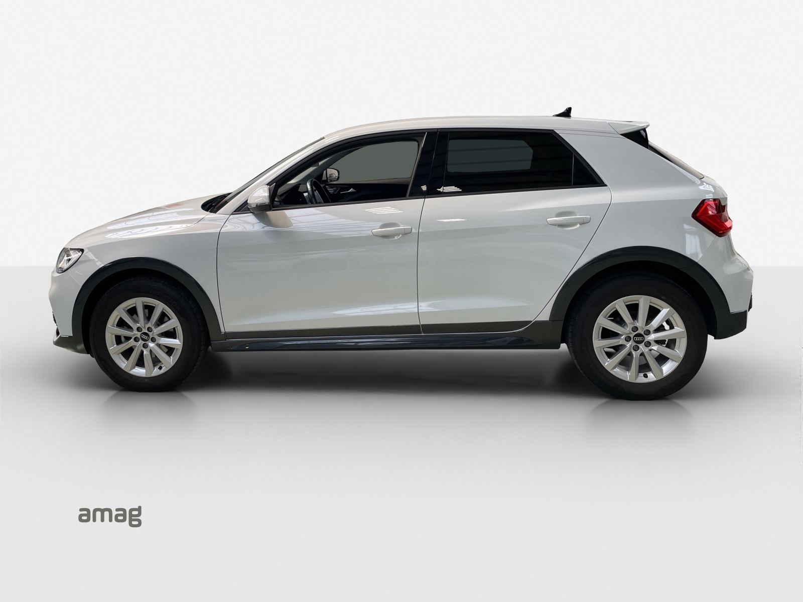 AUDI A1 City Carver 30 TFSI Attraction S-tronic-showroom-element-1